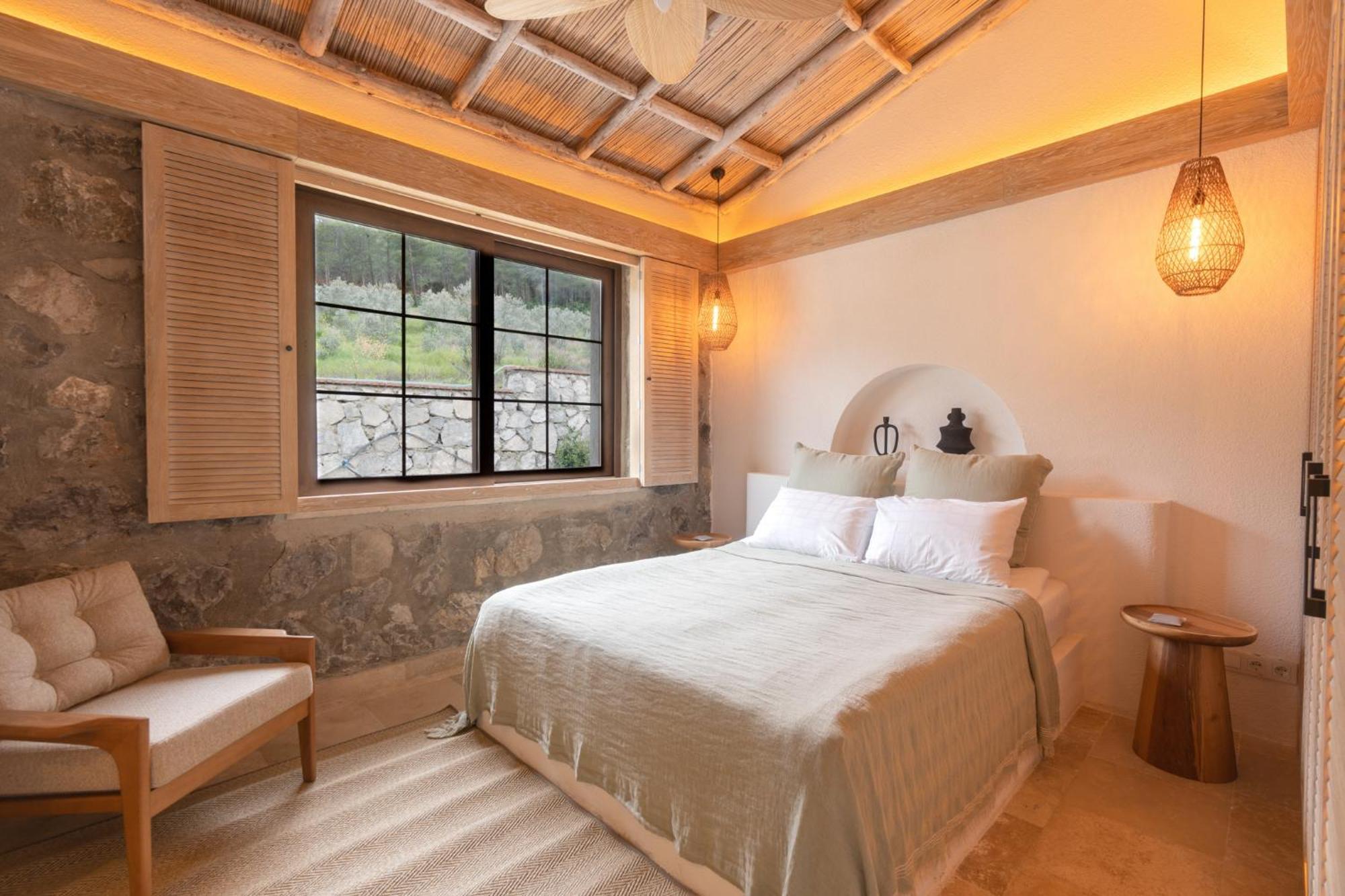 Hotel Izz Getaway - Adults Only