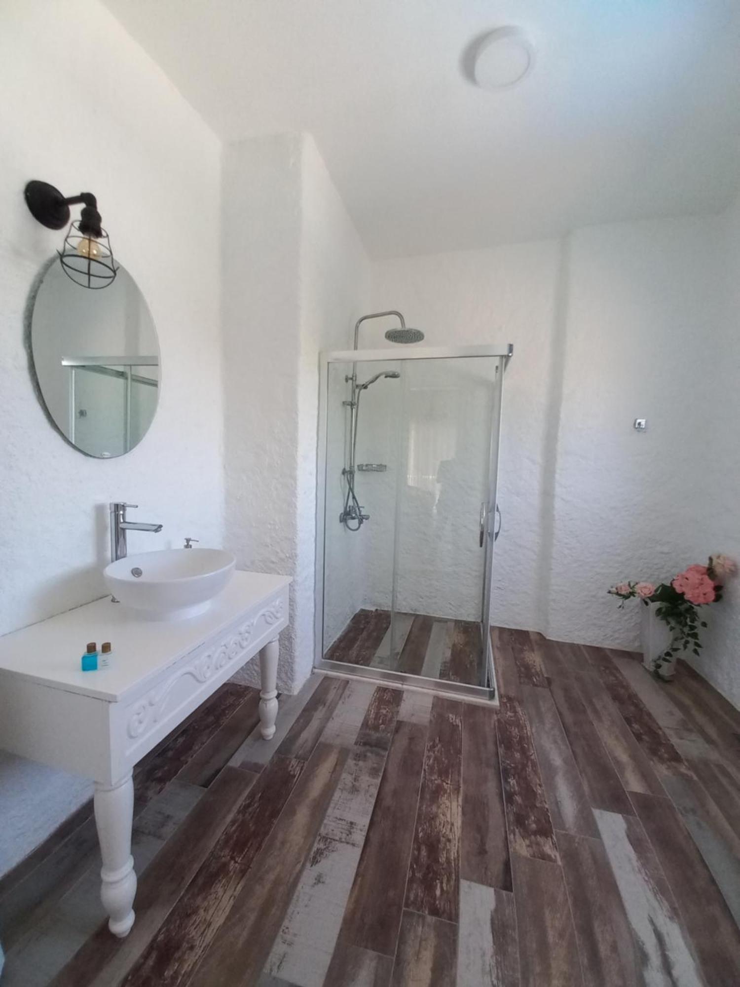 La Vista Guest house *