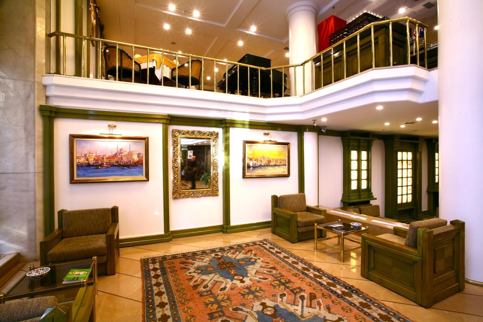 Royal Hotel 4*