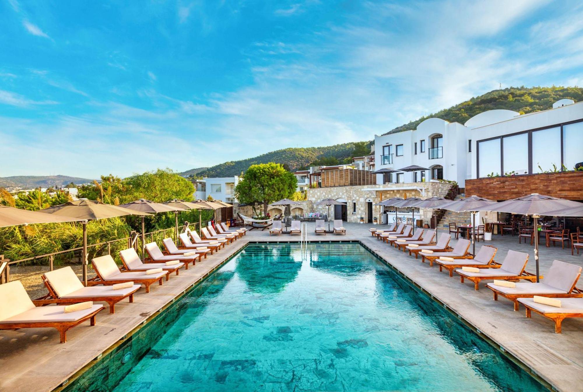 Senses - Adults Only 4*