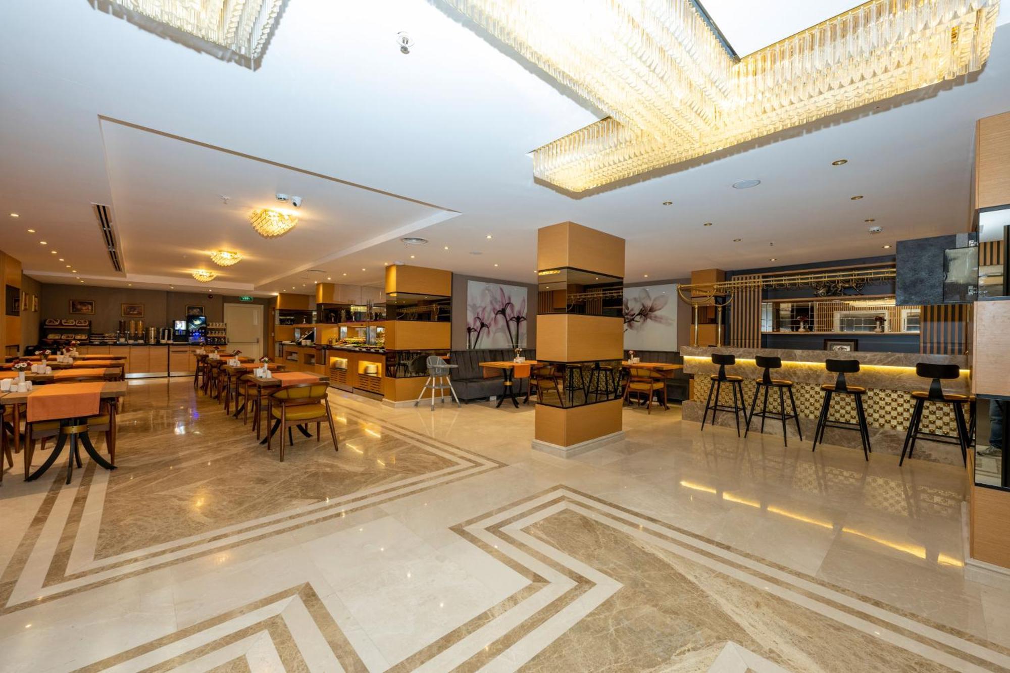 Freya Hotel 4*