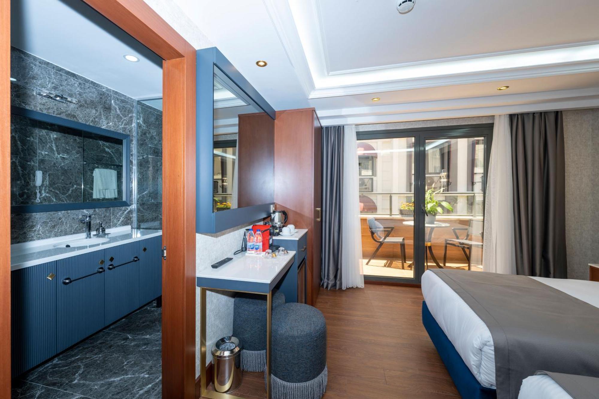 Hotel Freya 4*