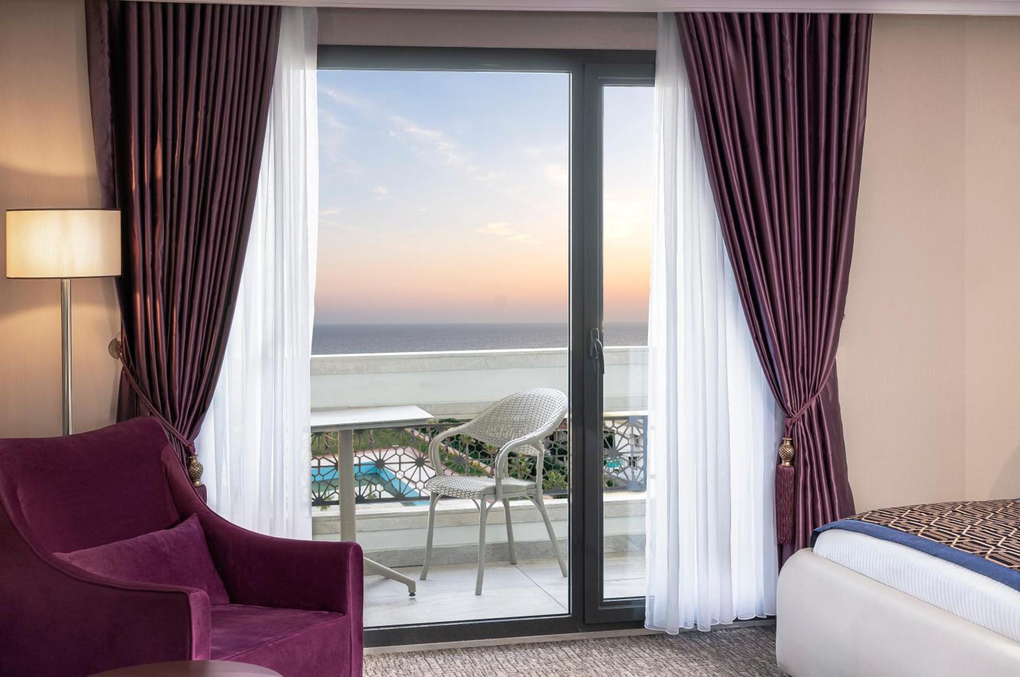 Hotel Ramada Plaza By Wyndham Silivri