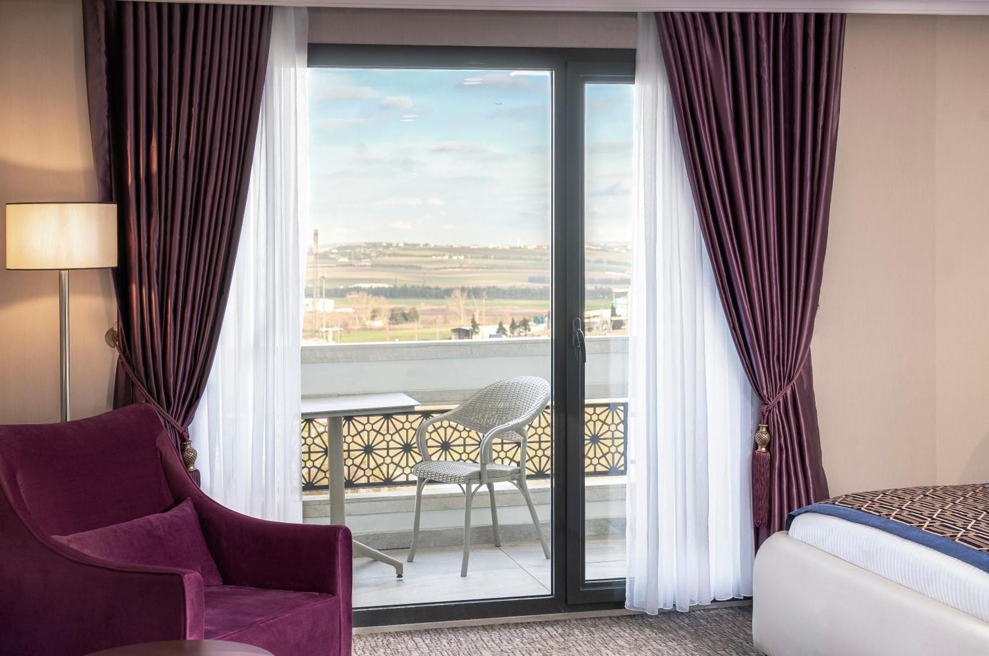 Hotel Ramada Plaza By Wyndham