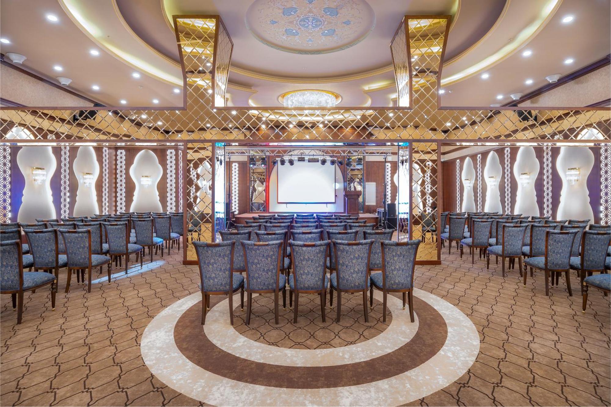 Hotel Ramada Plaza By Wyndham 5*