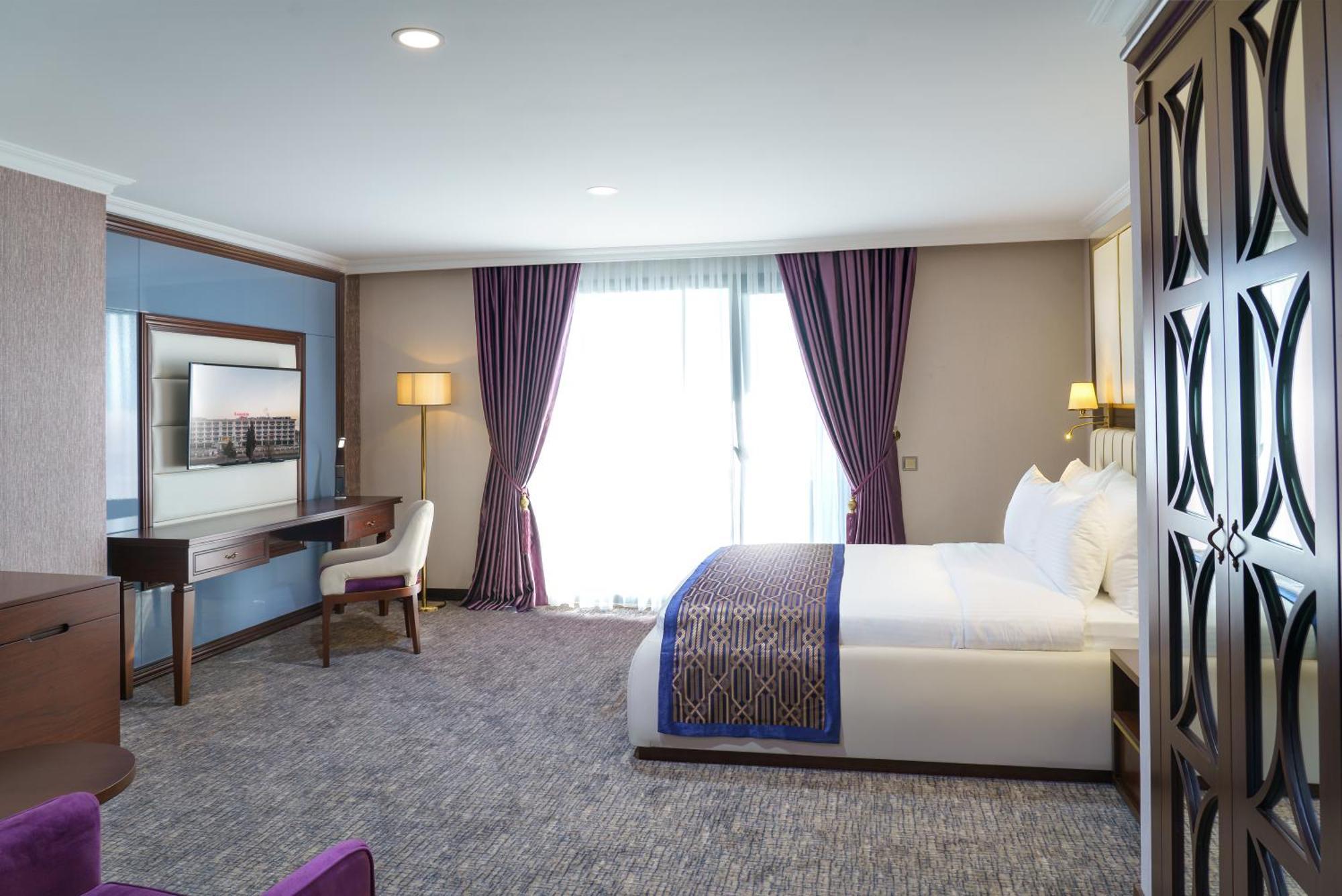 Ramada Plaza By Wyndham 5*