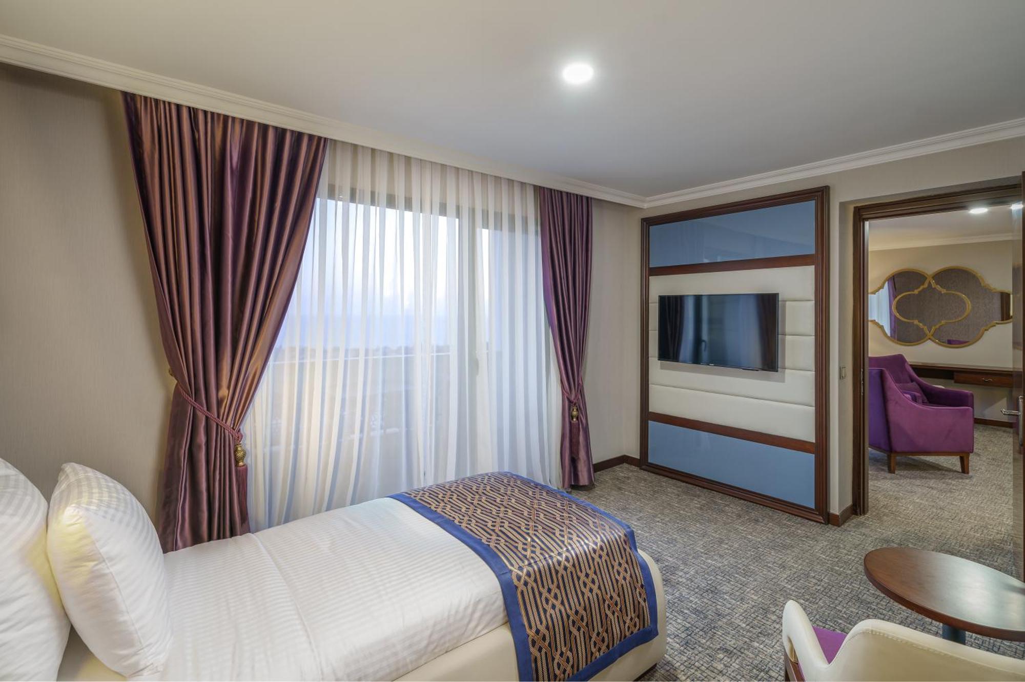 Hotel Ramada Plaza By Wyndham