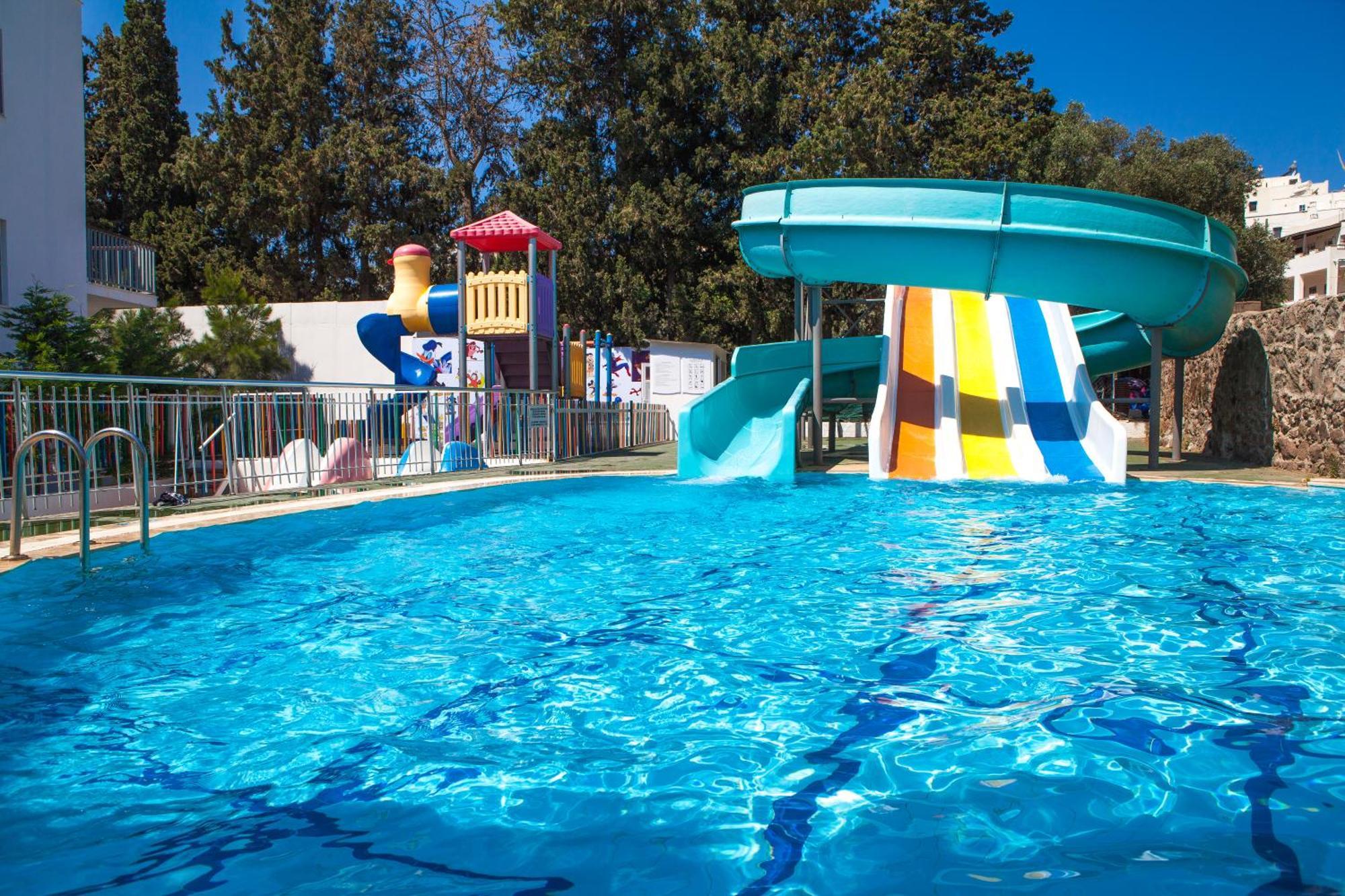 Hotel Ladonia Mio Bianco 4*
