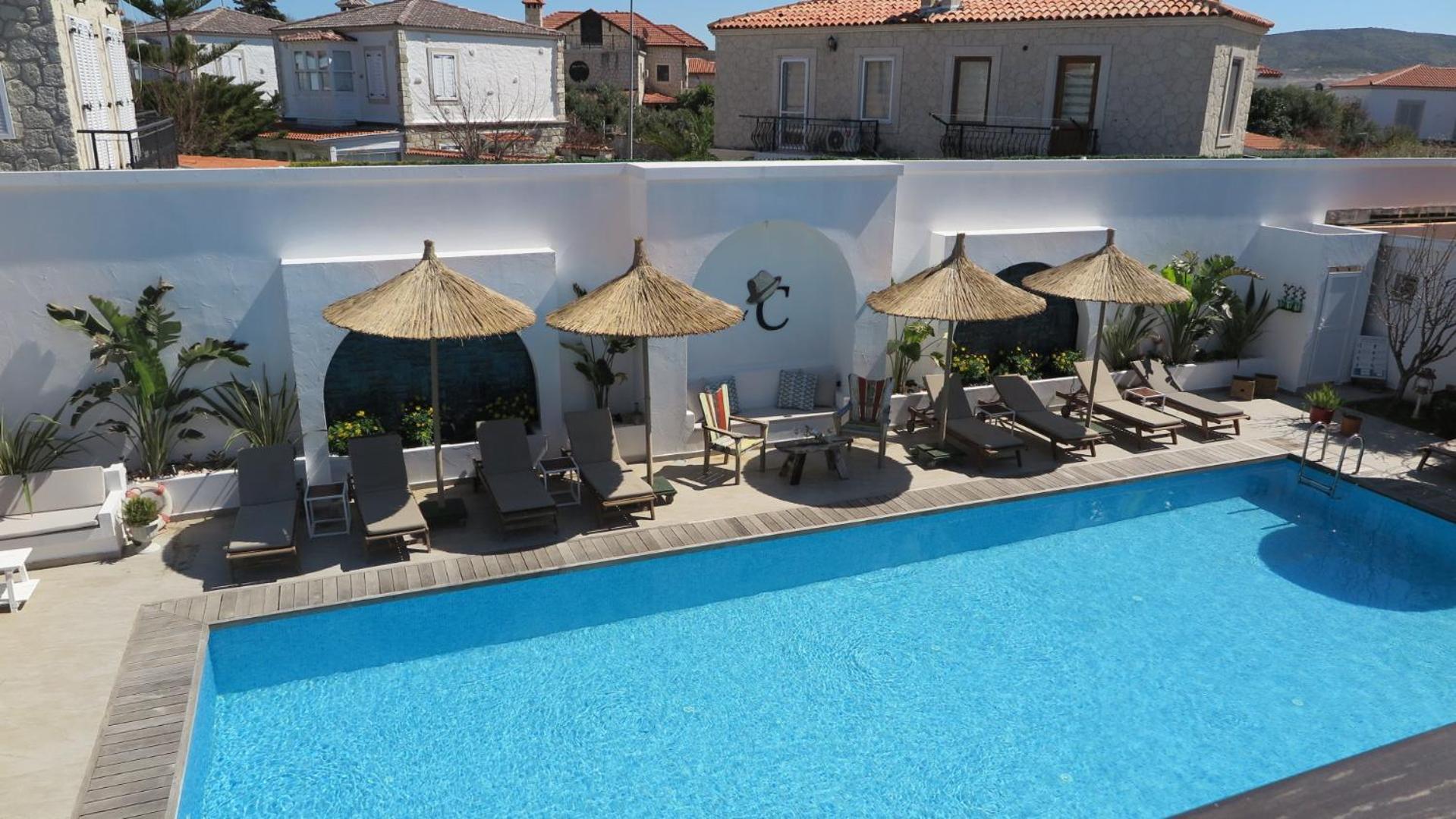 Hotel Bay C 2*