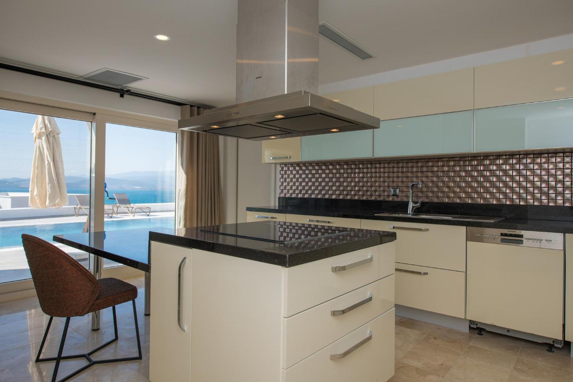 Villa Bodrumda Essiz Deniz Manzarali Lueks Boss 1 Milas