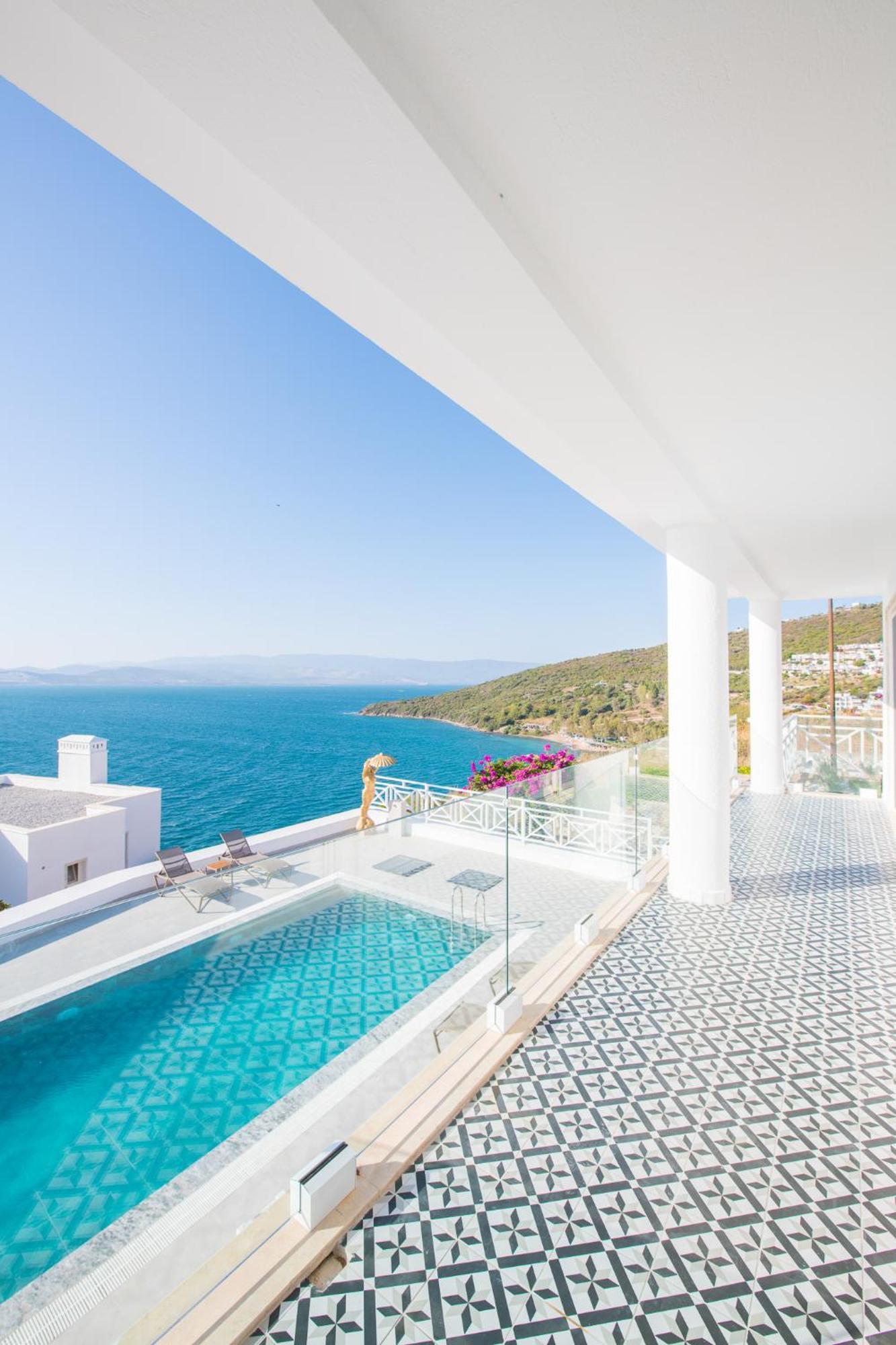Bodrumda Essiz Deniz Manzarali Lueks Boss 1