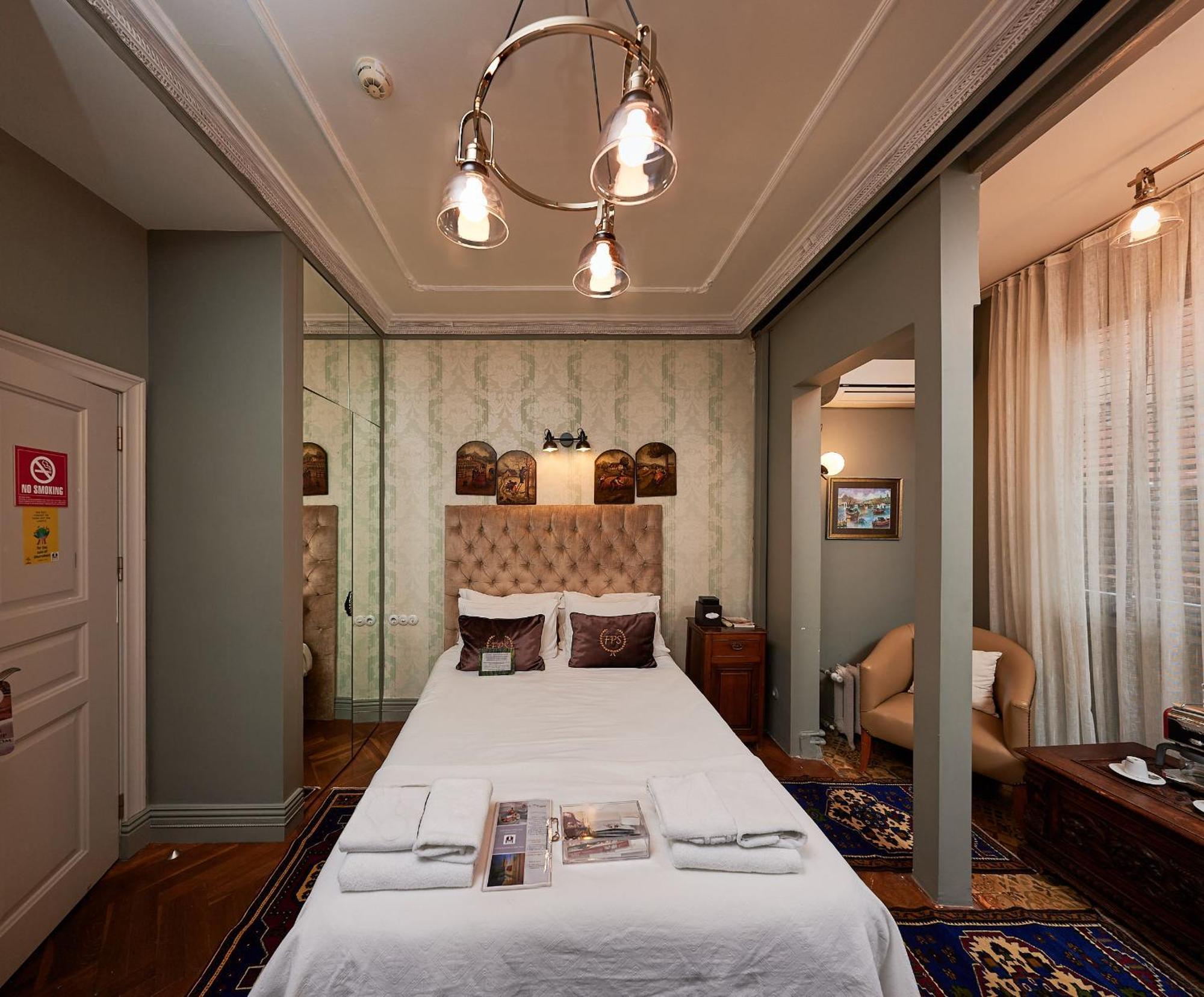 Faik Pasha Special Category Beyoglu Hotel 4*