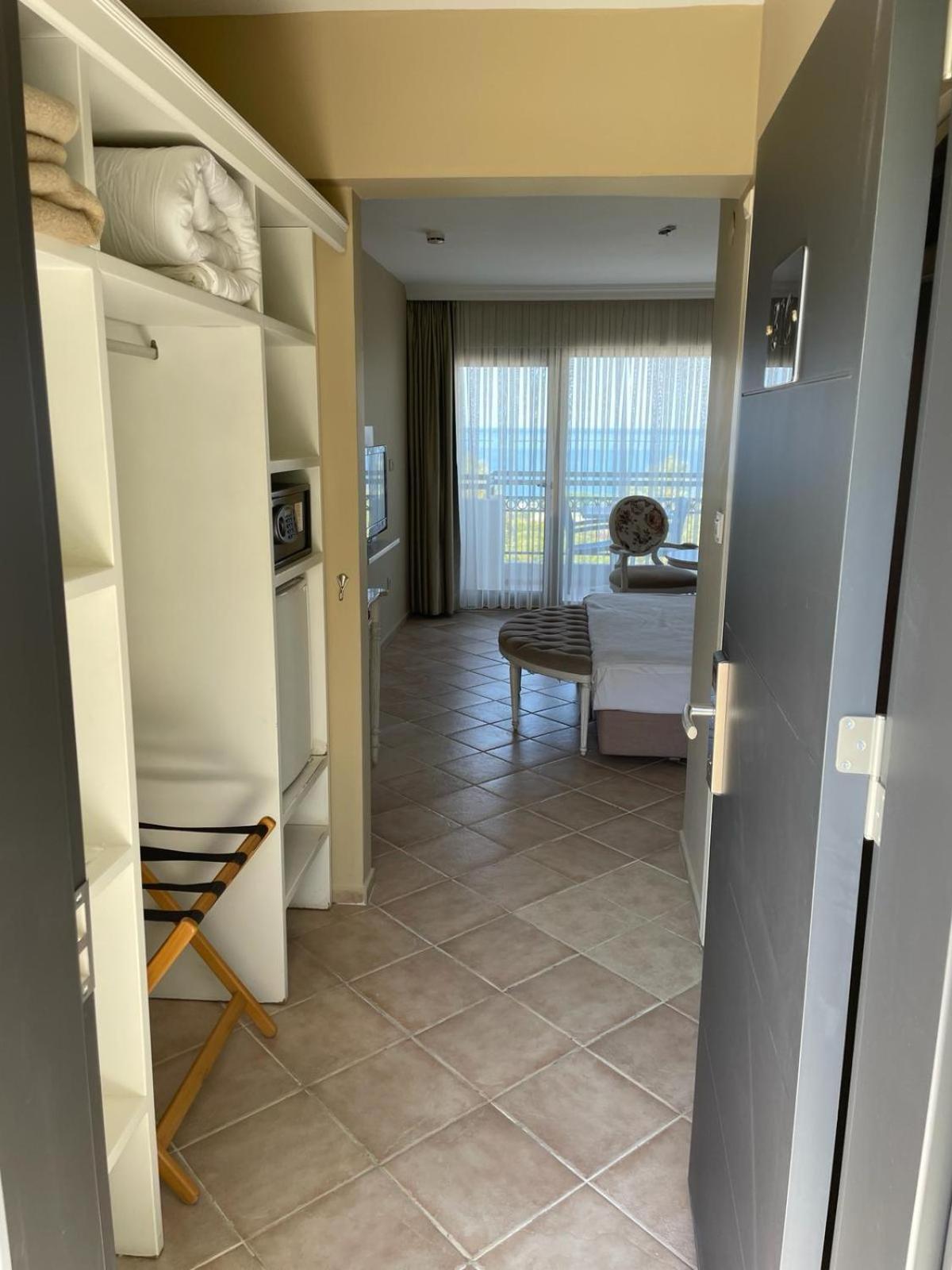 Hotel Carina 3*