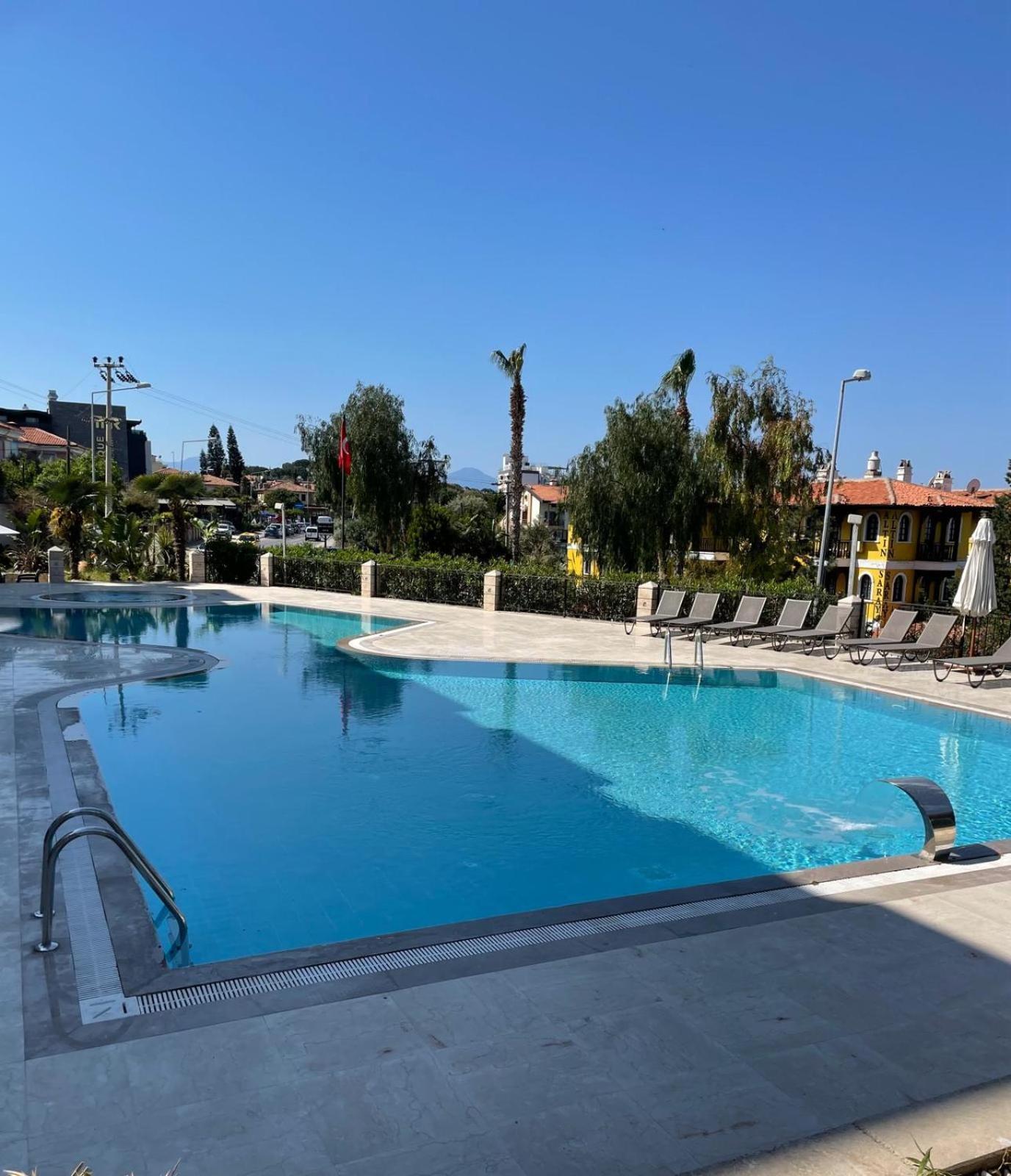 Hotel Carina 3*