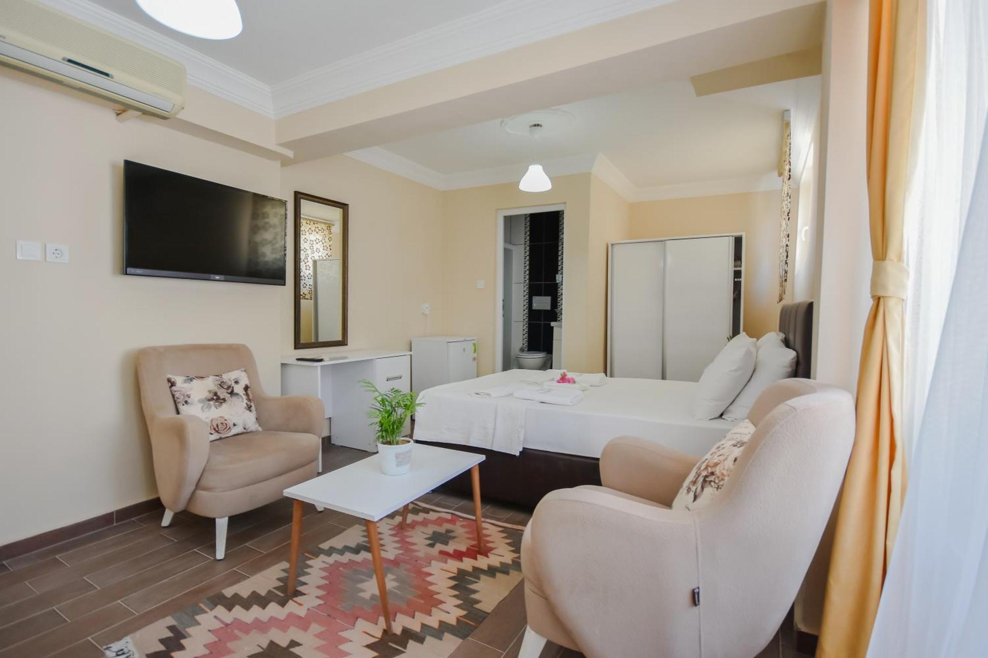 Aparthotel Huzur Royal *