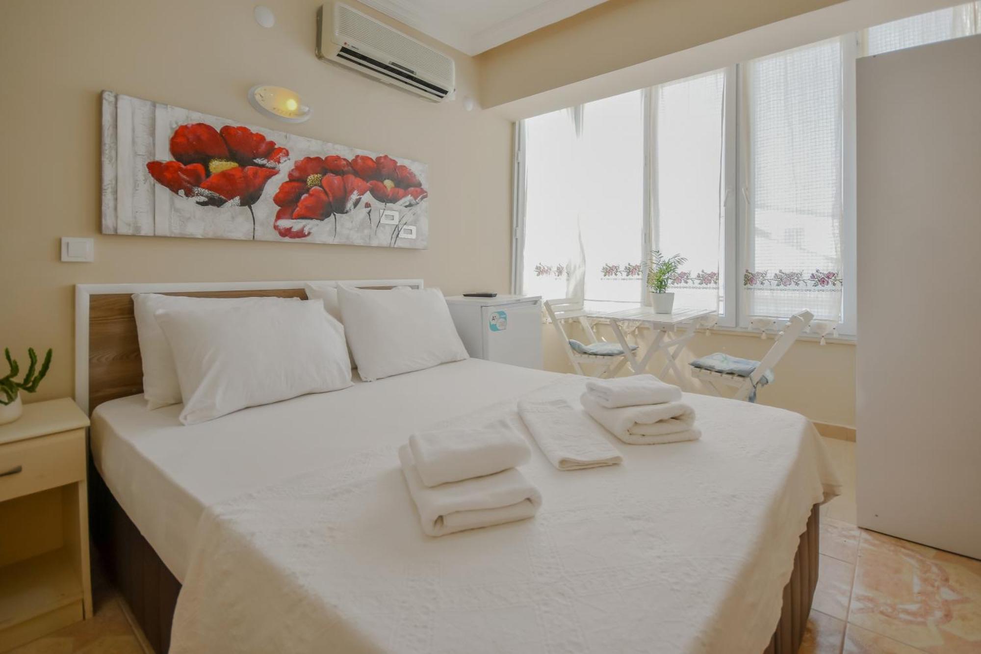 Huzur Royal Aparthotel *