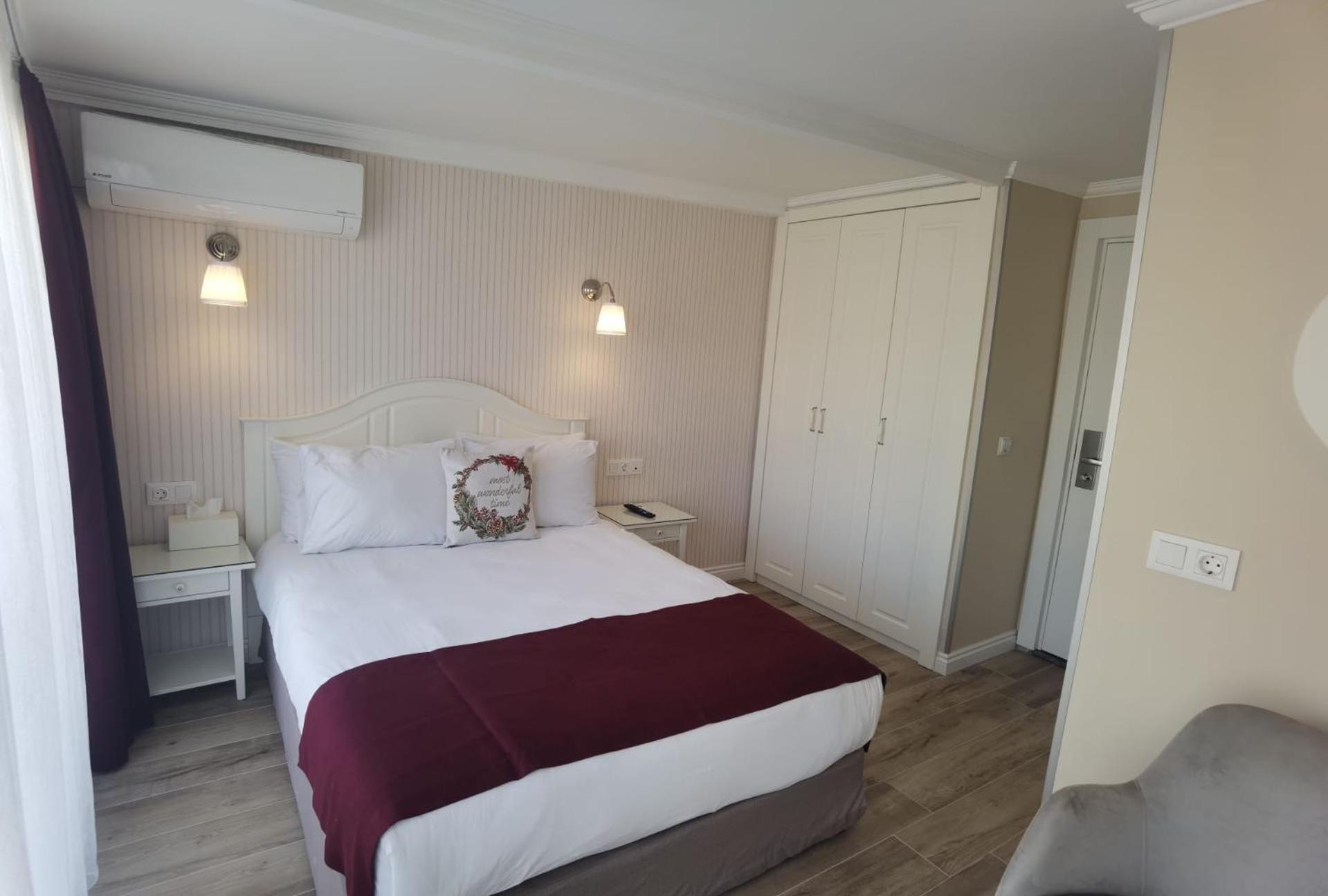 Hotel Mr. Bird 3*