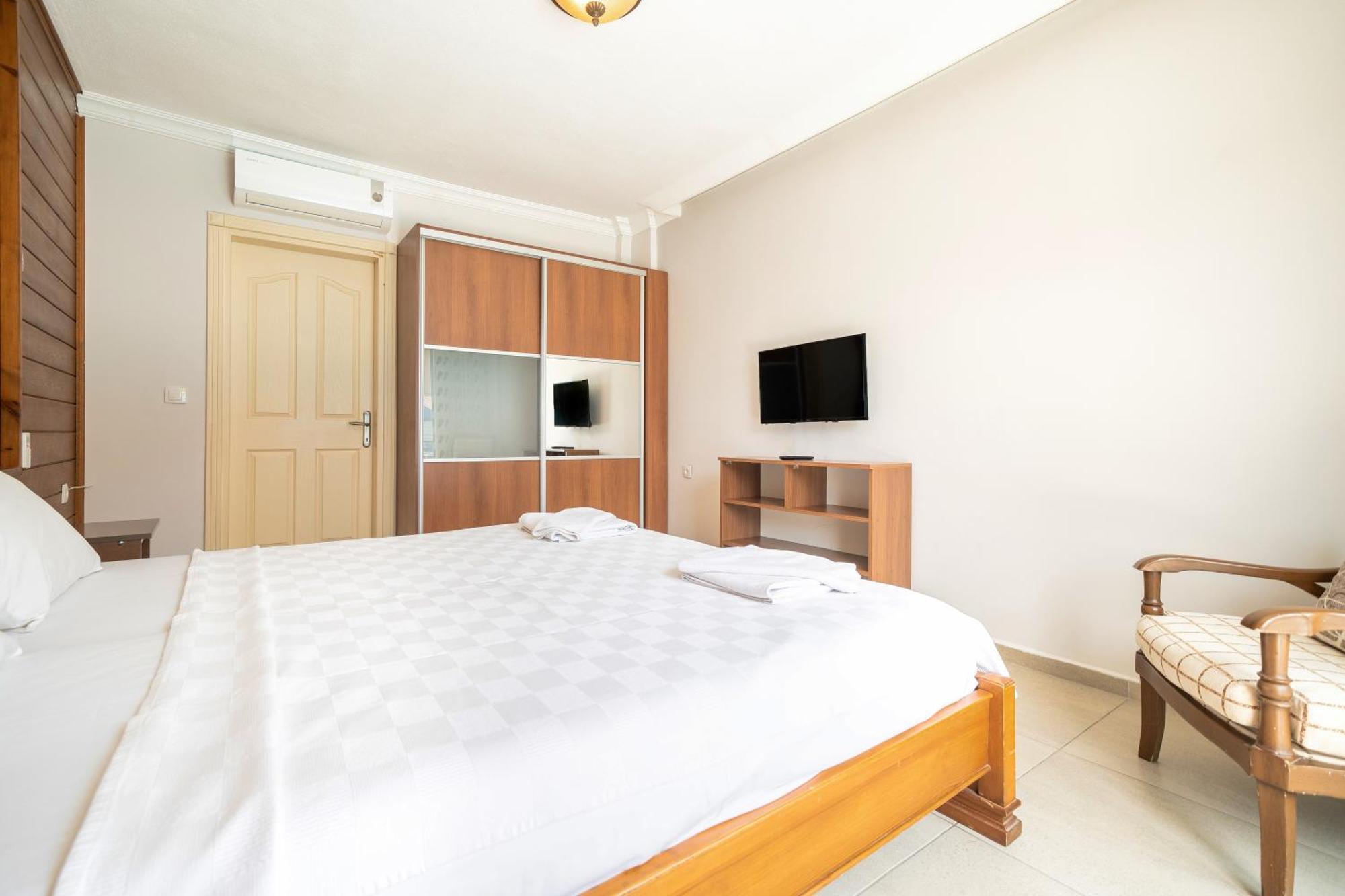 Dedeminn Garden Hotel 2*