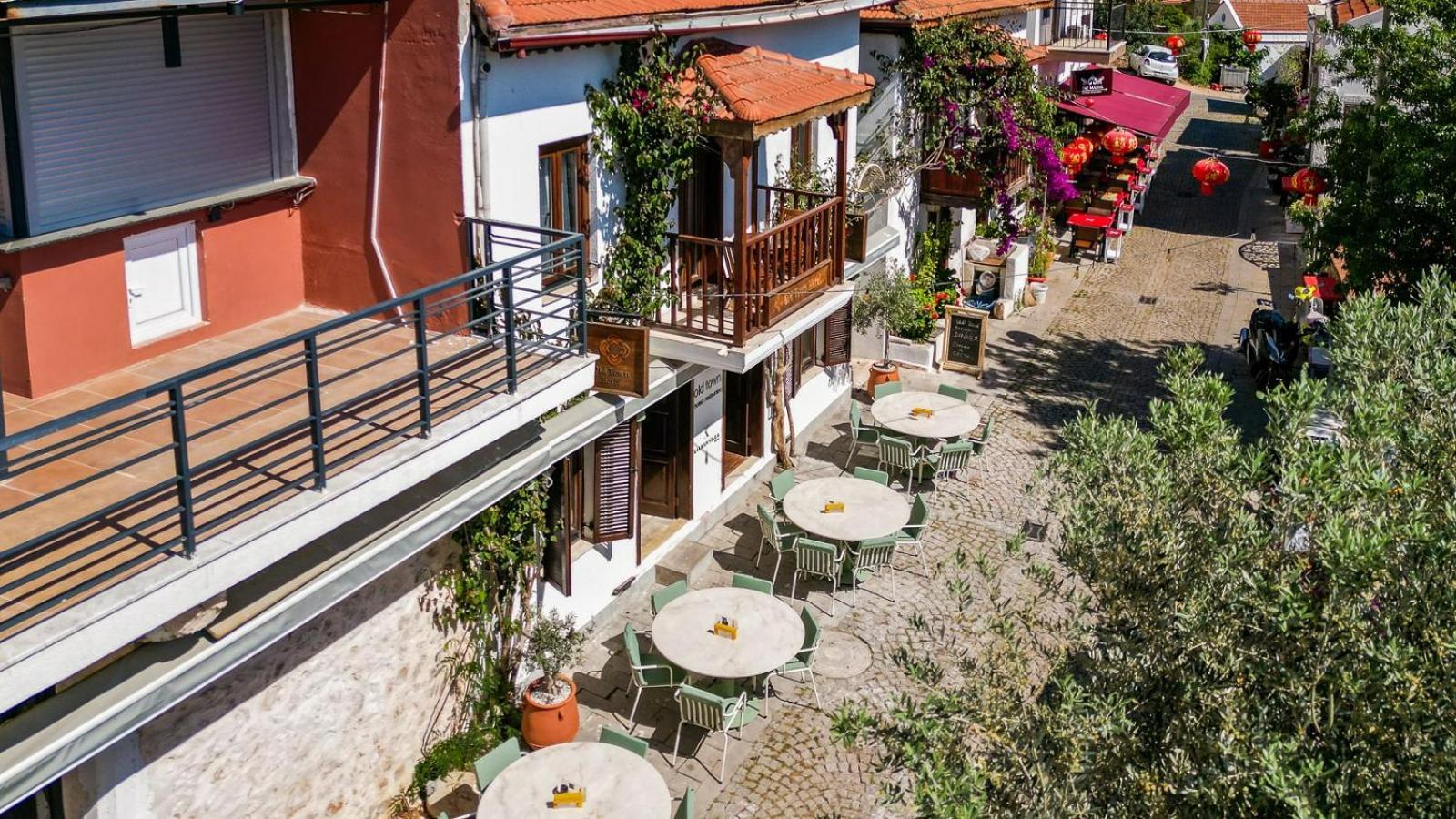 Hotel Old Town *
