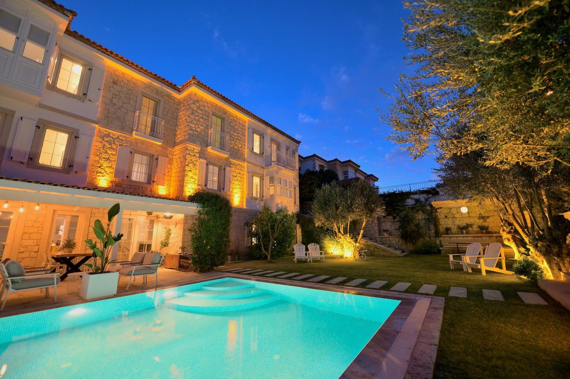 Peremere Hotel