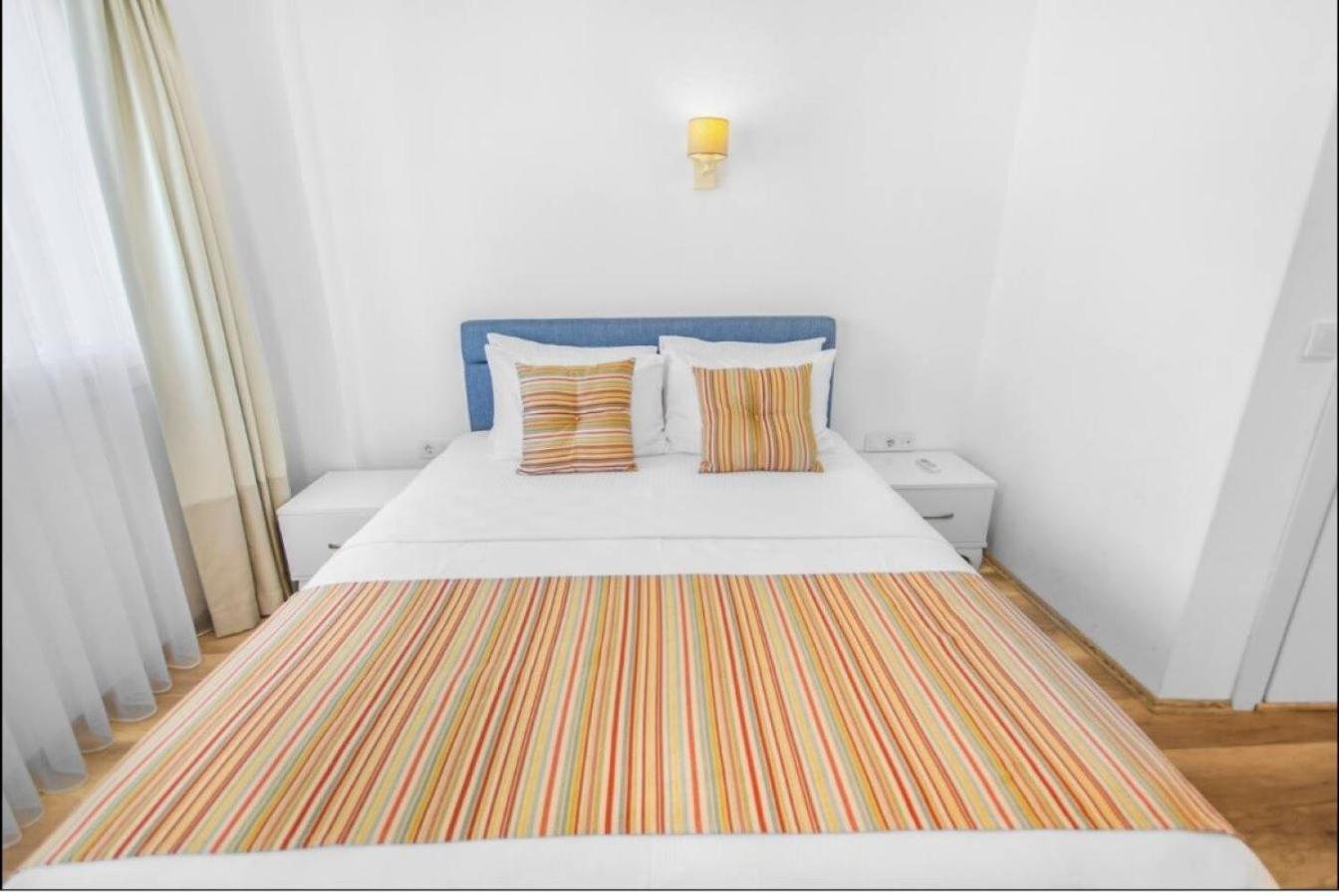 Dibek Homes & 4*