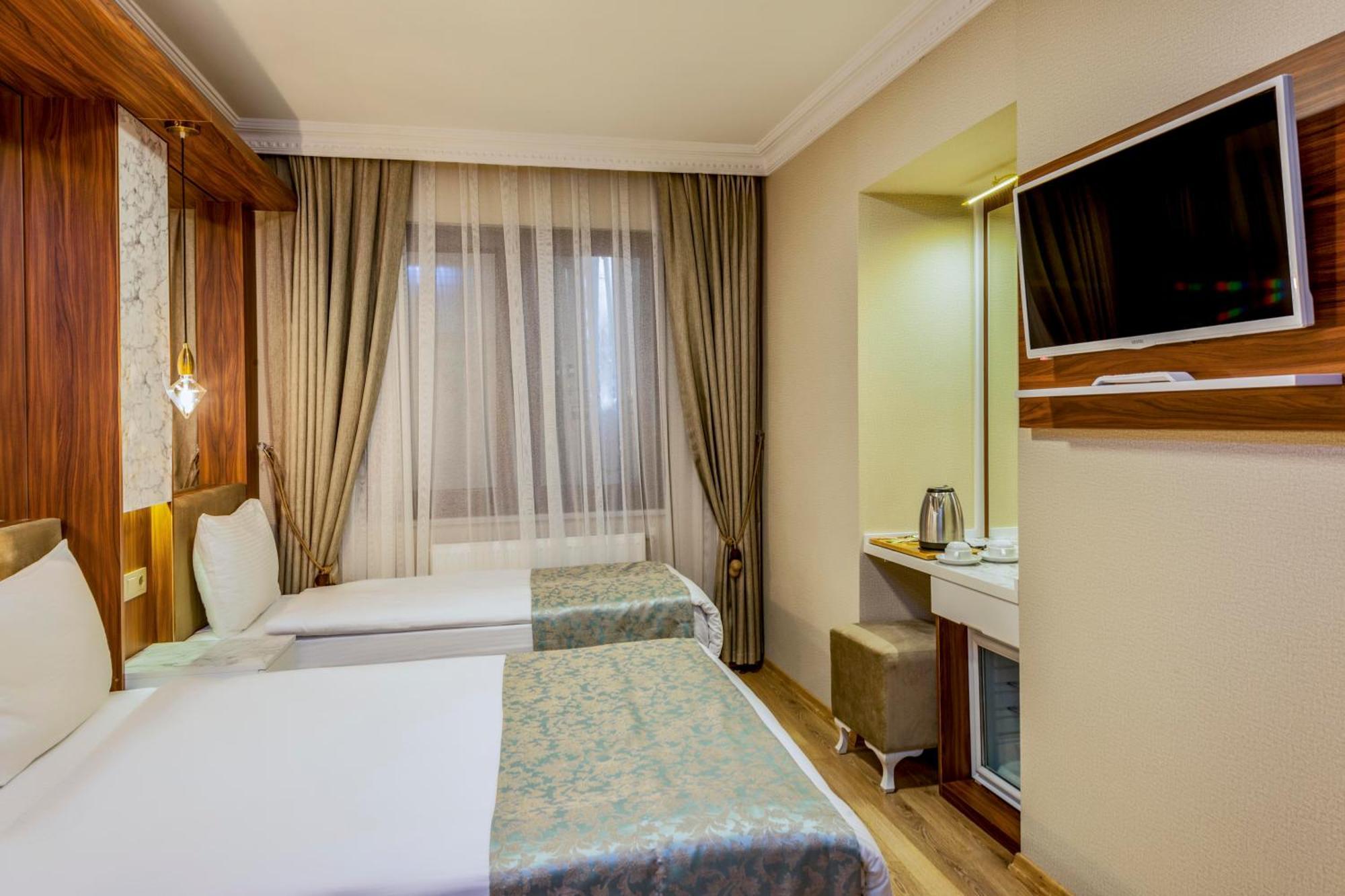 Hotel Kupeli 3*