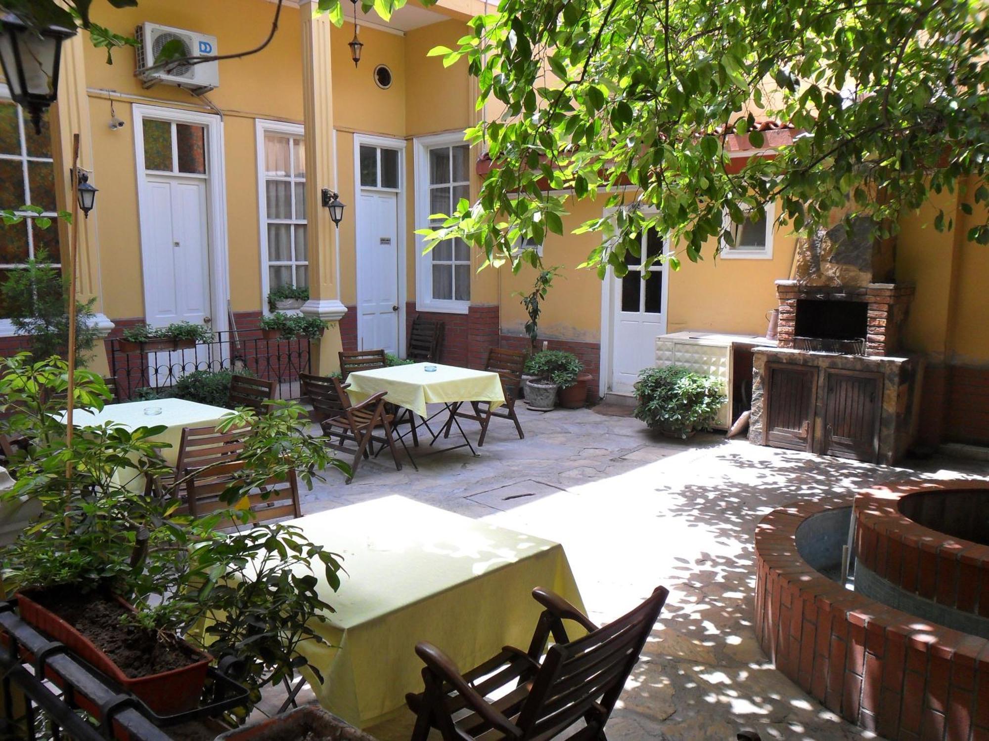 Hotel Antikhan 2*