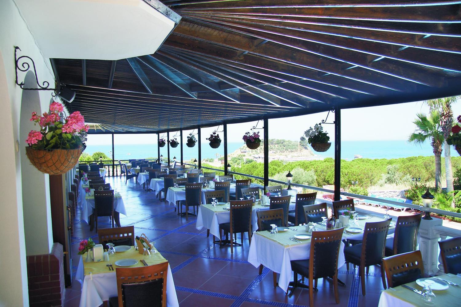 Hotel Altinsaray 3*