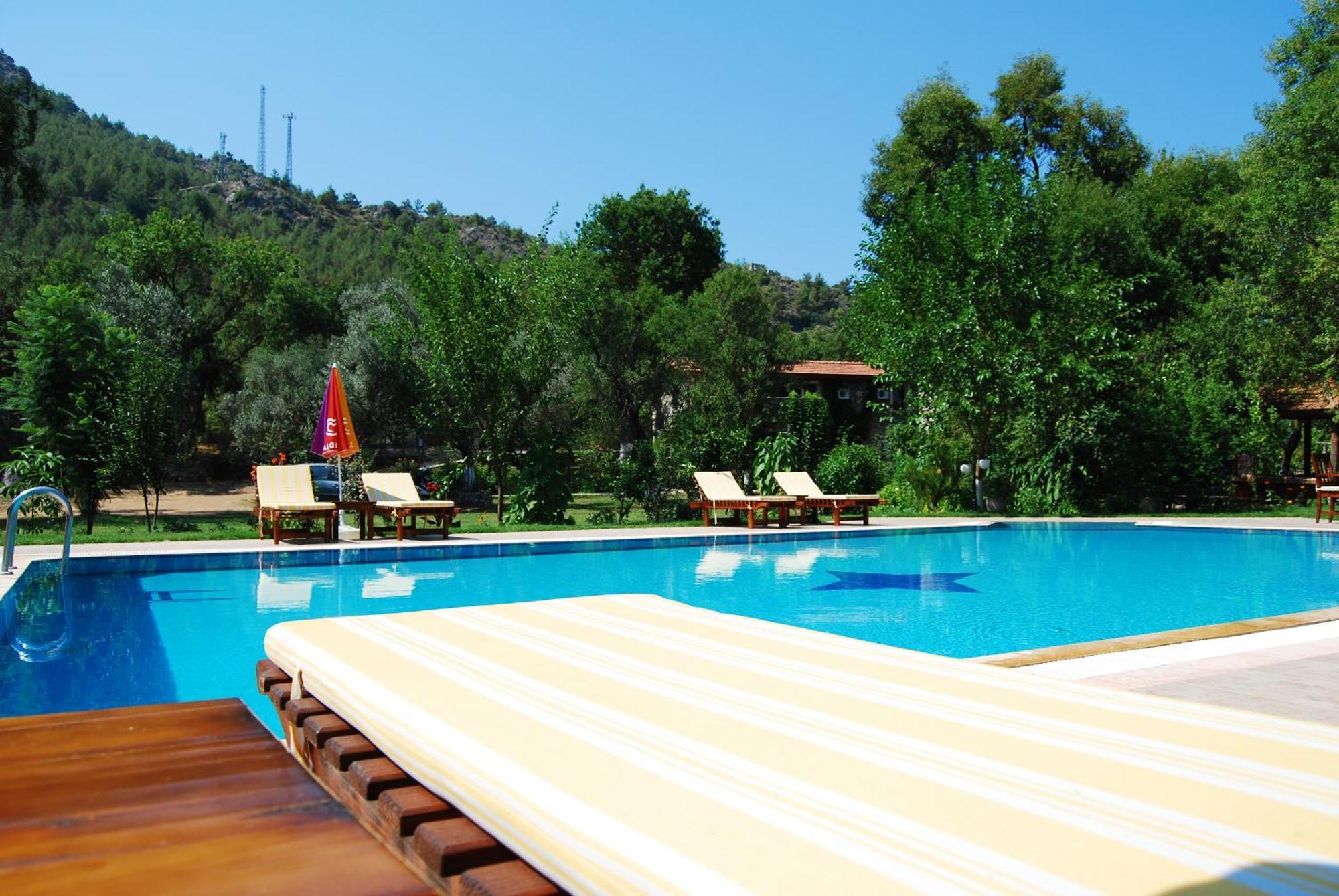 Aparthotel Doga 3*