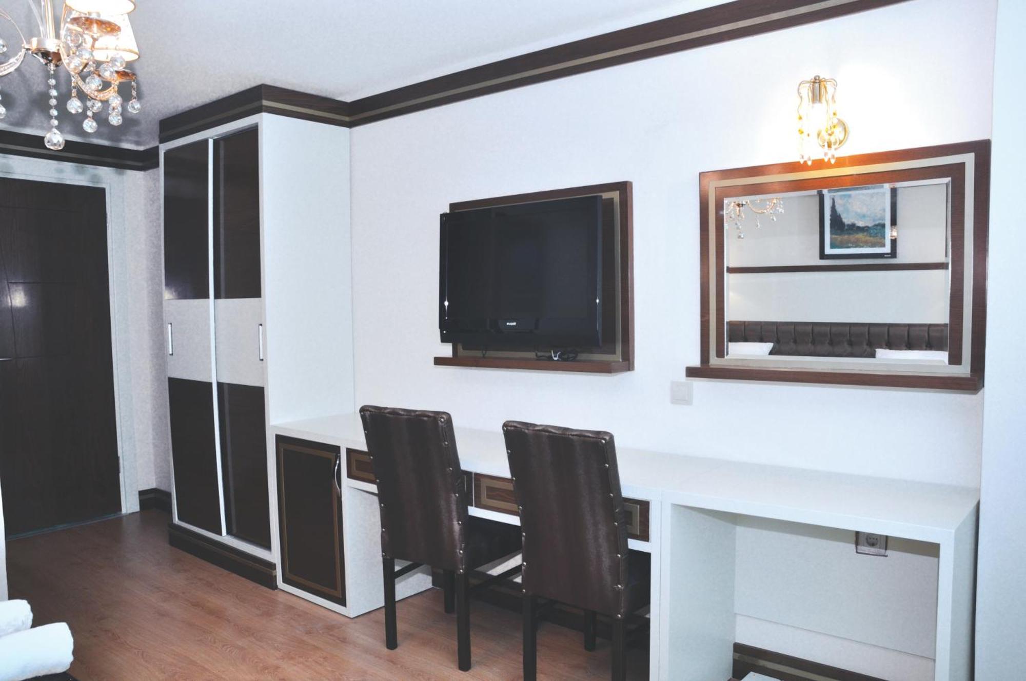 Hotel Gloria Tibi