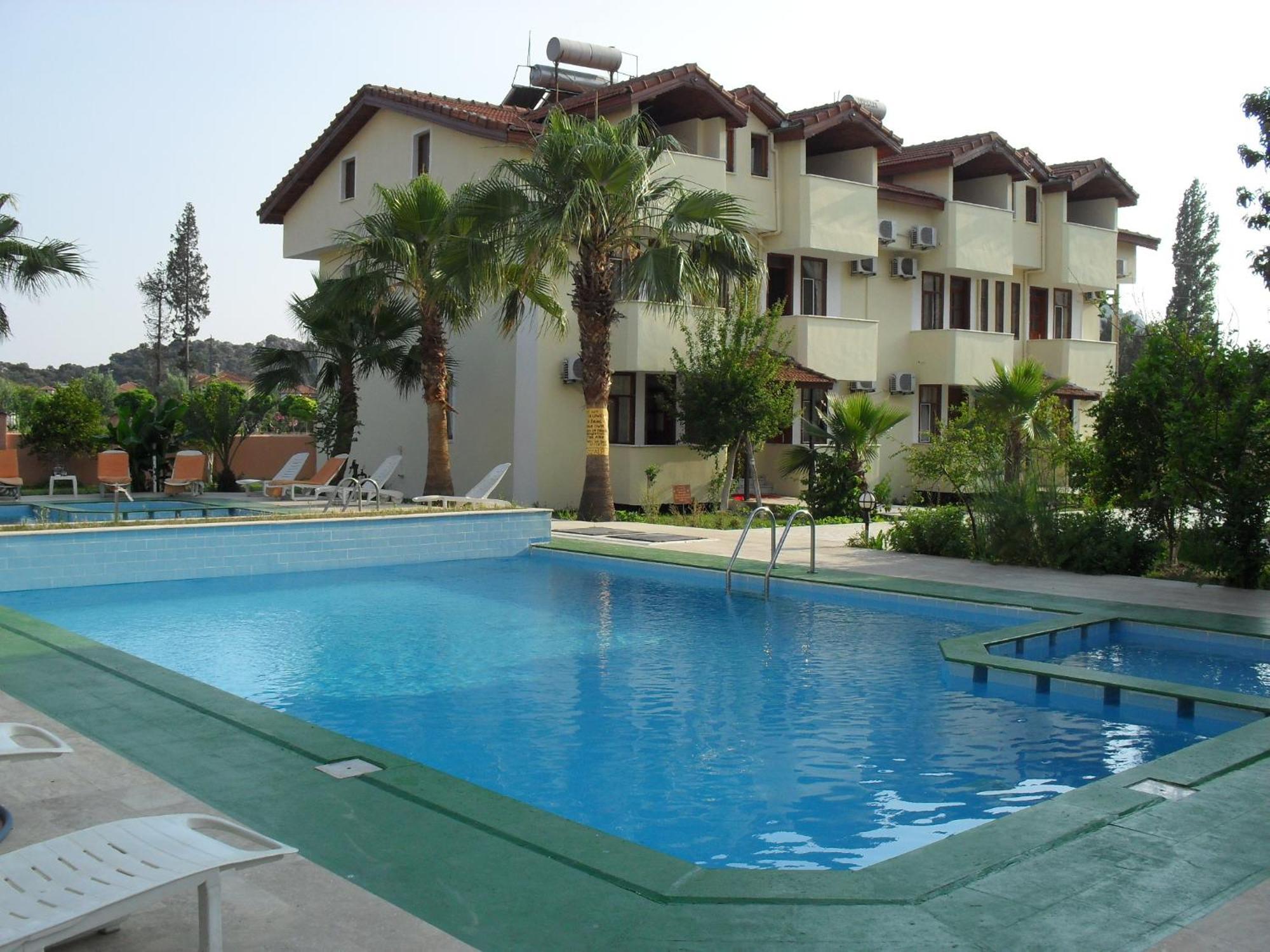 Aparthotel Ozalp 3*