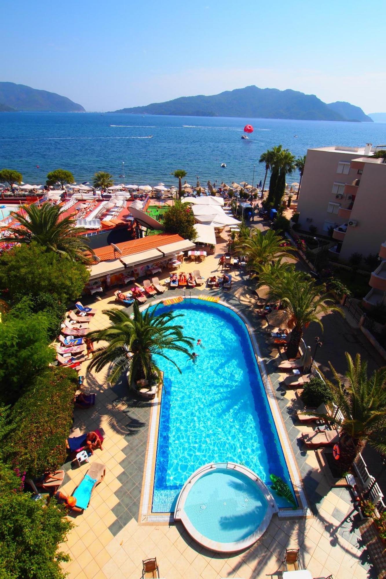 Romance Beach