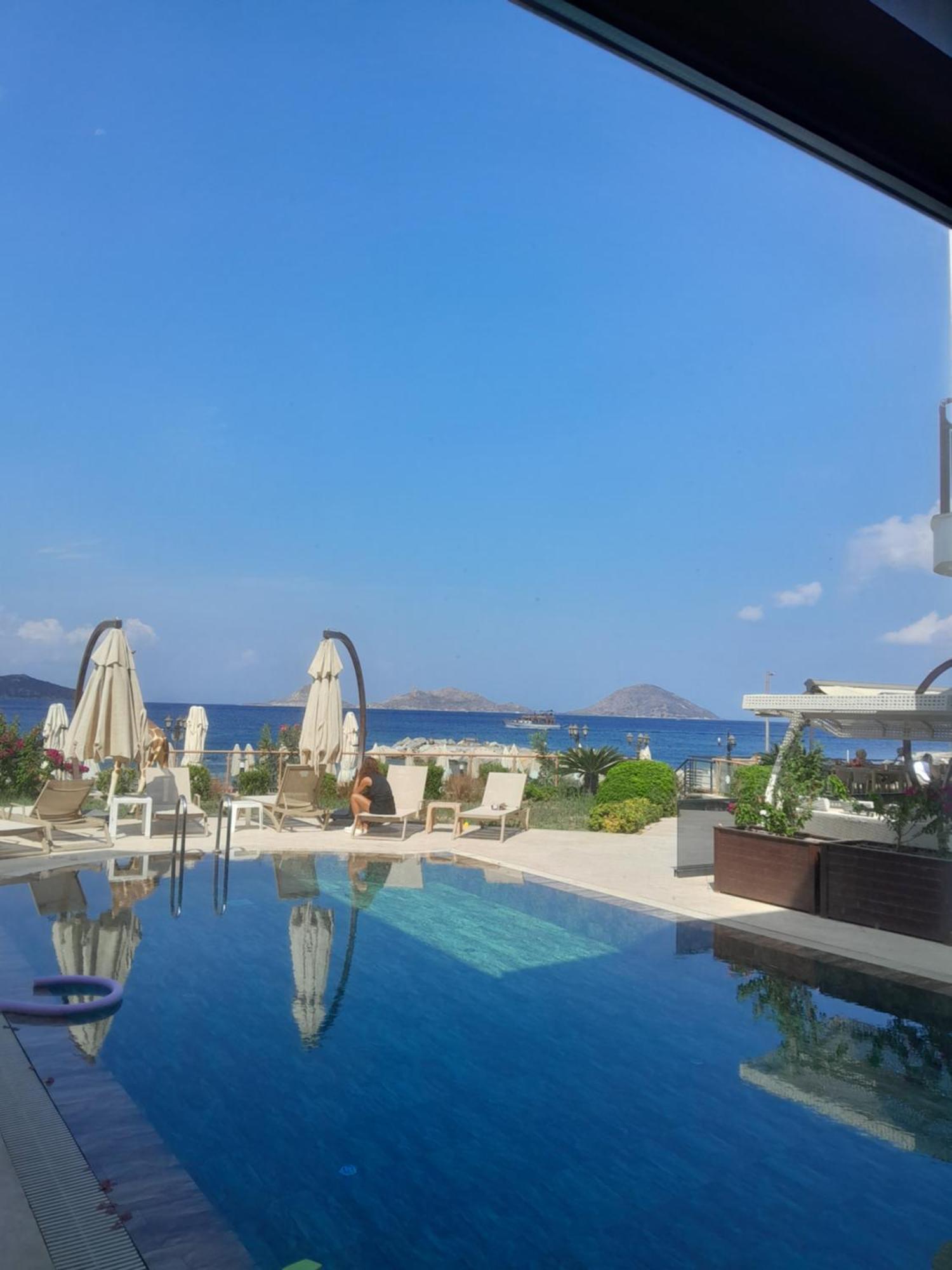Hotel Small