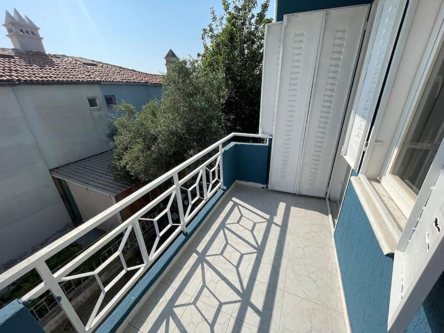 Merkezde Denize 5 Dakika Kusadasi