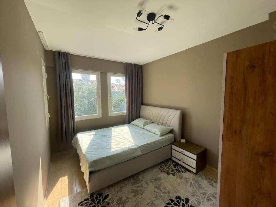 Villa Merkezde Denize 5 Dakika Kusadasi