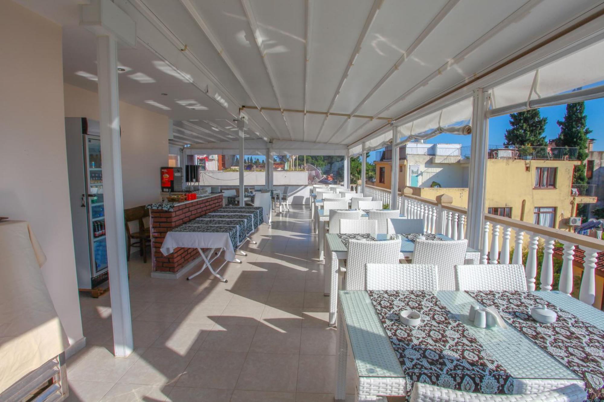 Bacchus Guest house 2*