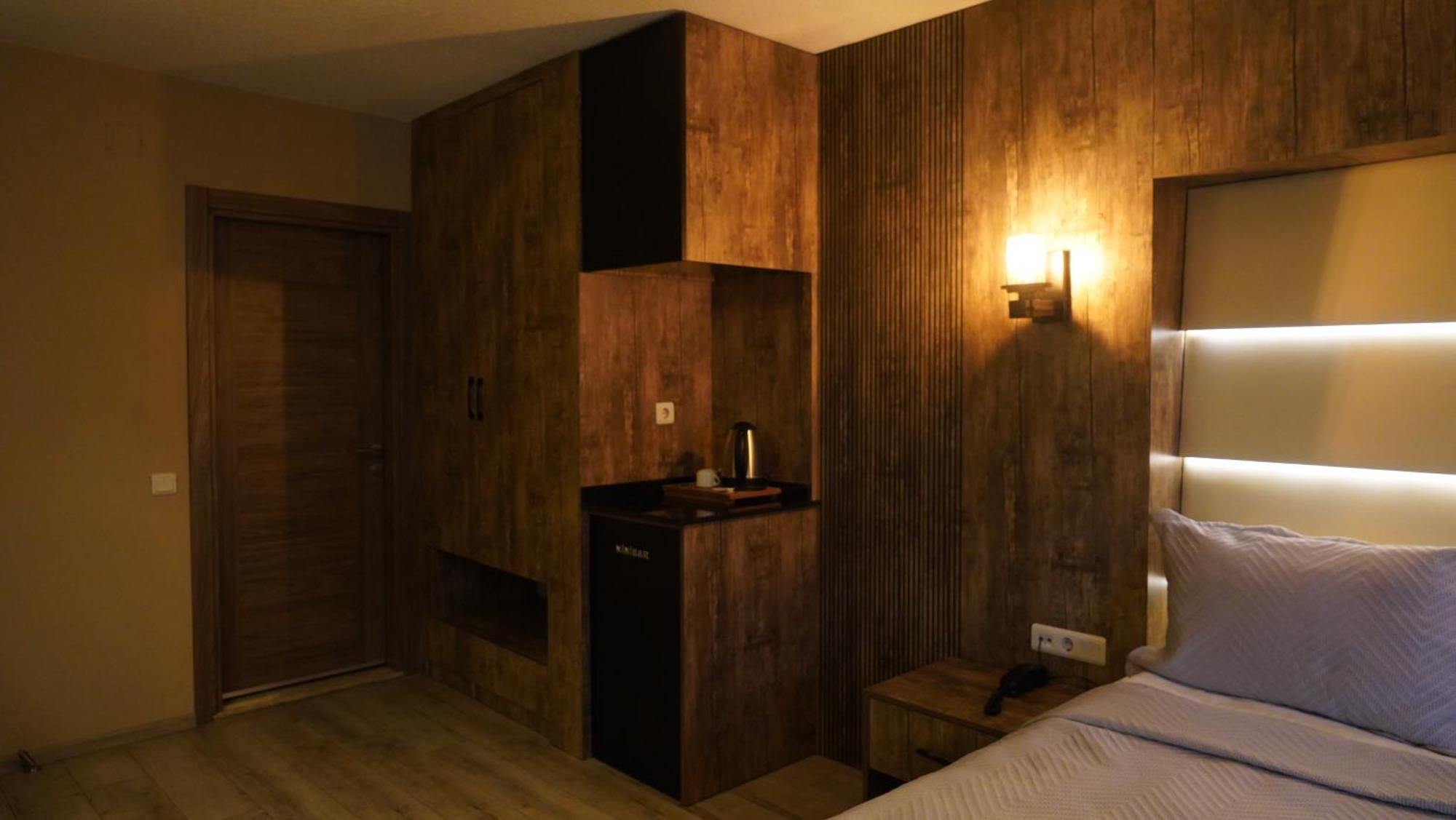 Aktas Hotel 3*