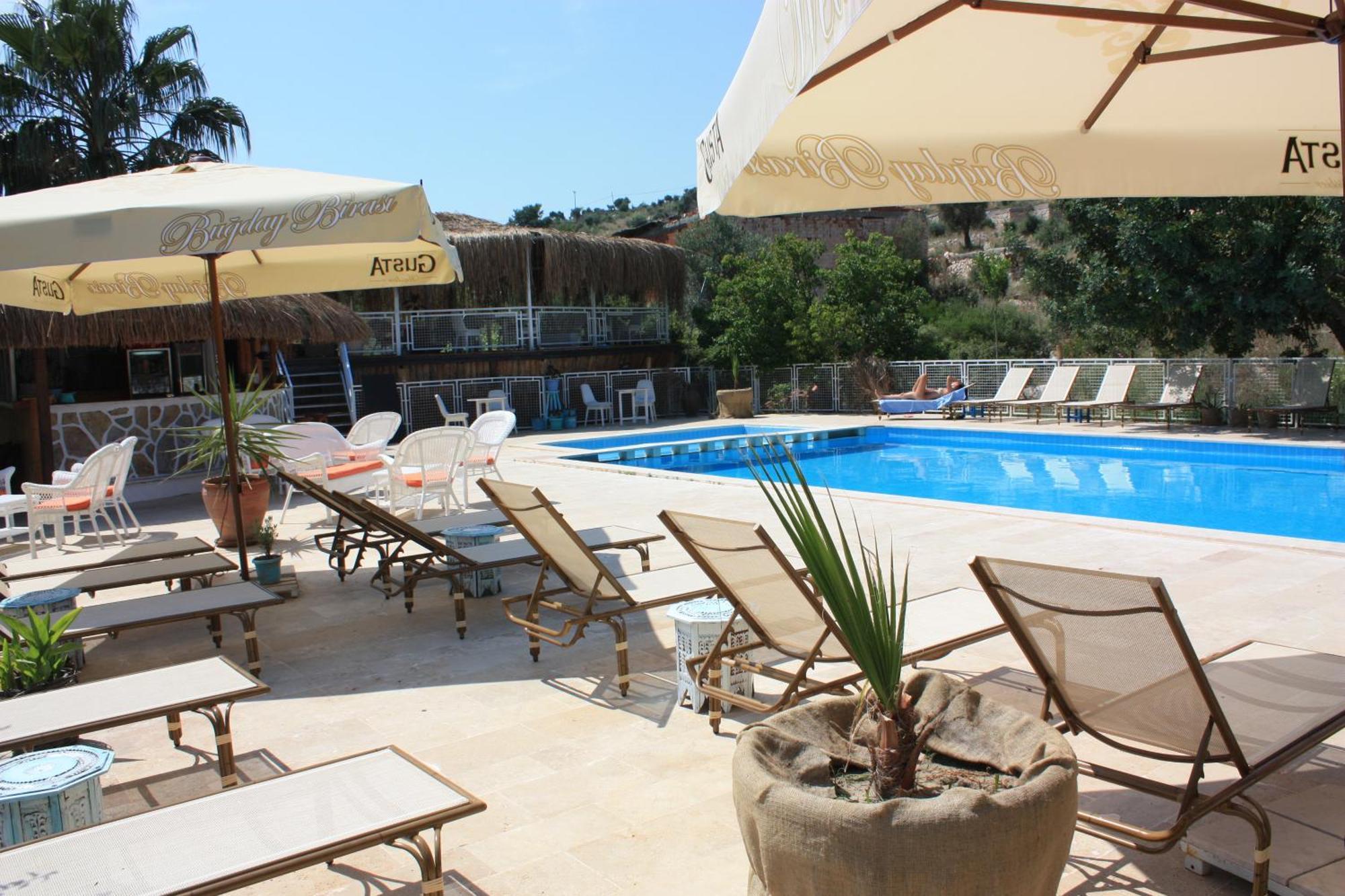 Hotel Pataros Hotel 2*