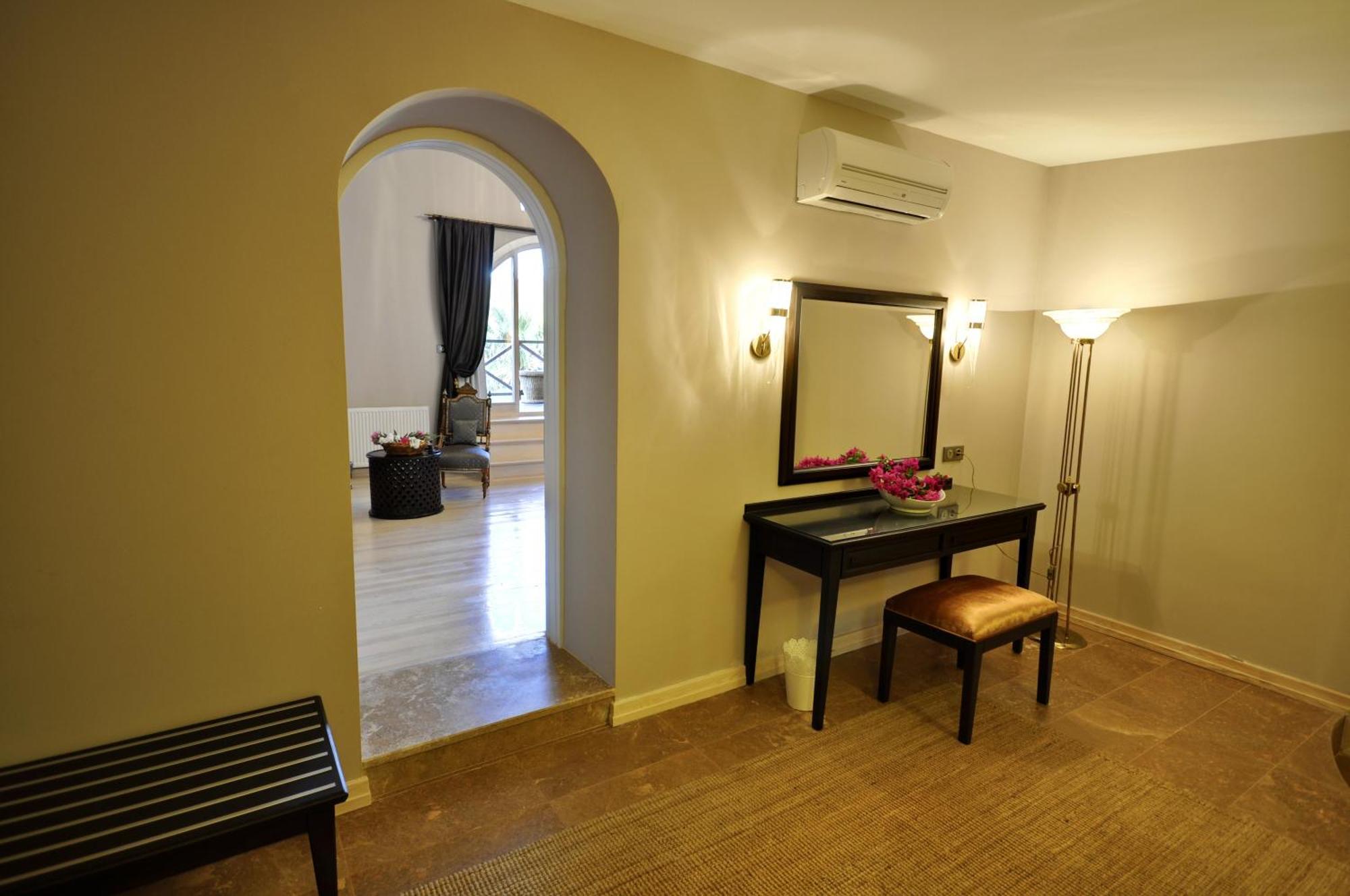 Hotel Oliviera Private Island - Kalem Island 4*