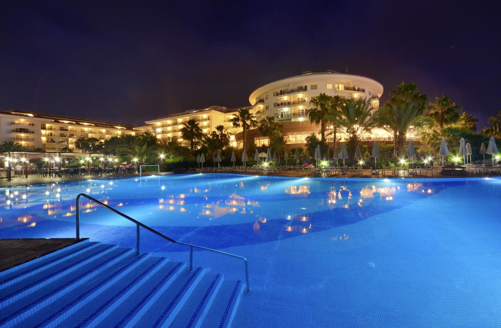 Seaden Sea World & Hotel 5*