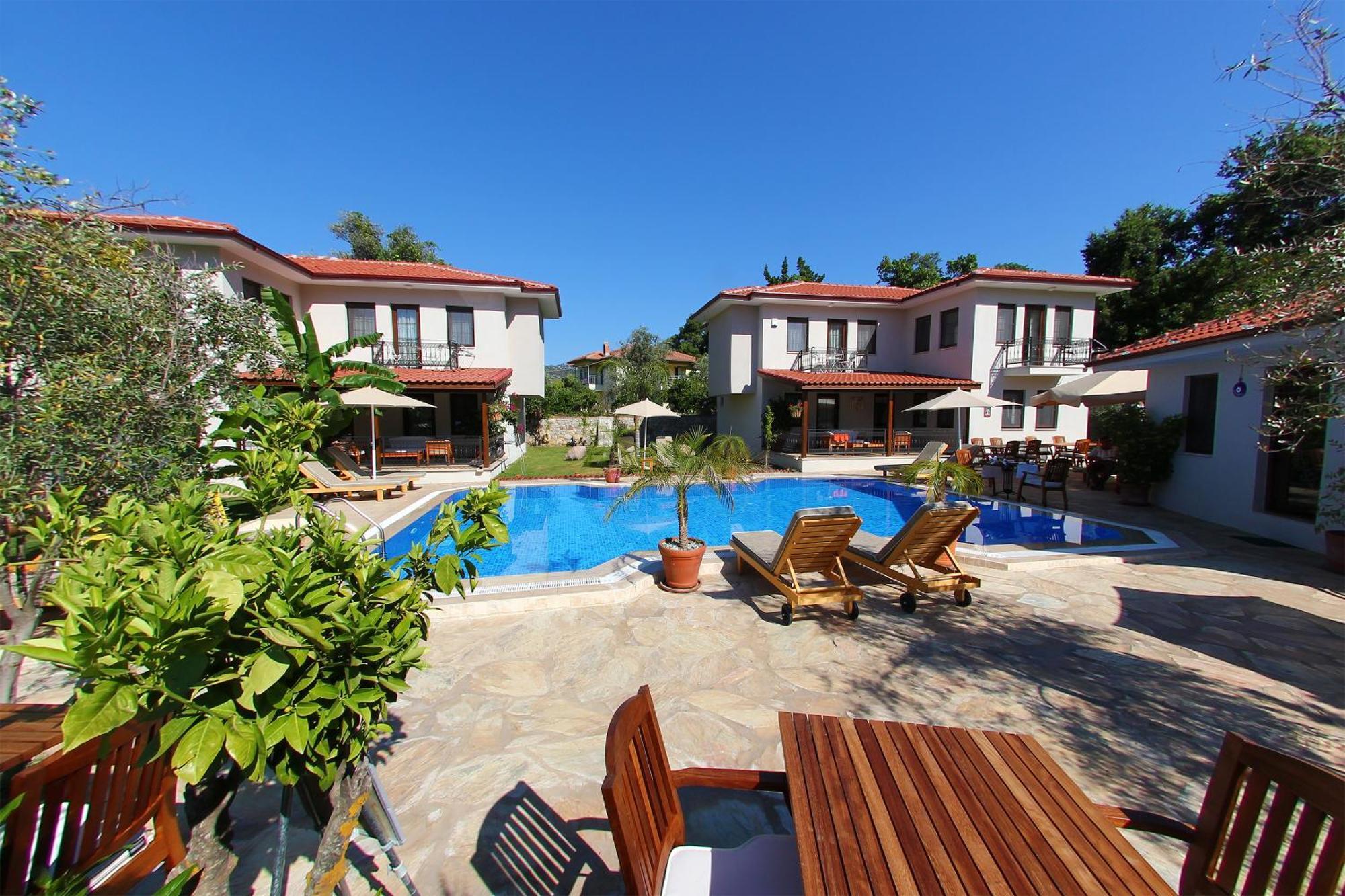 Mavi Deniz *
