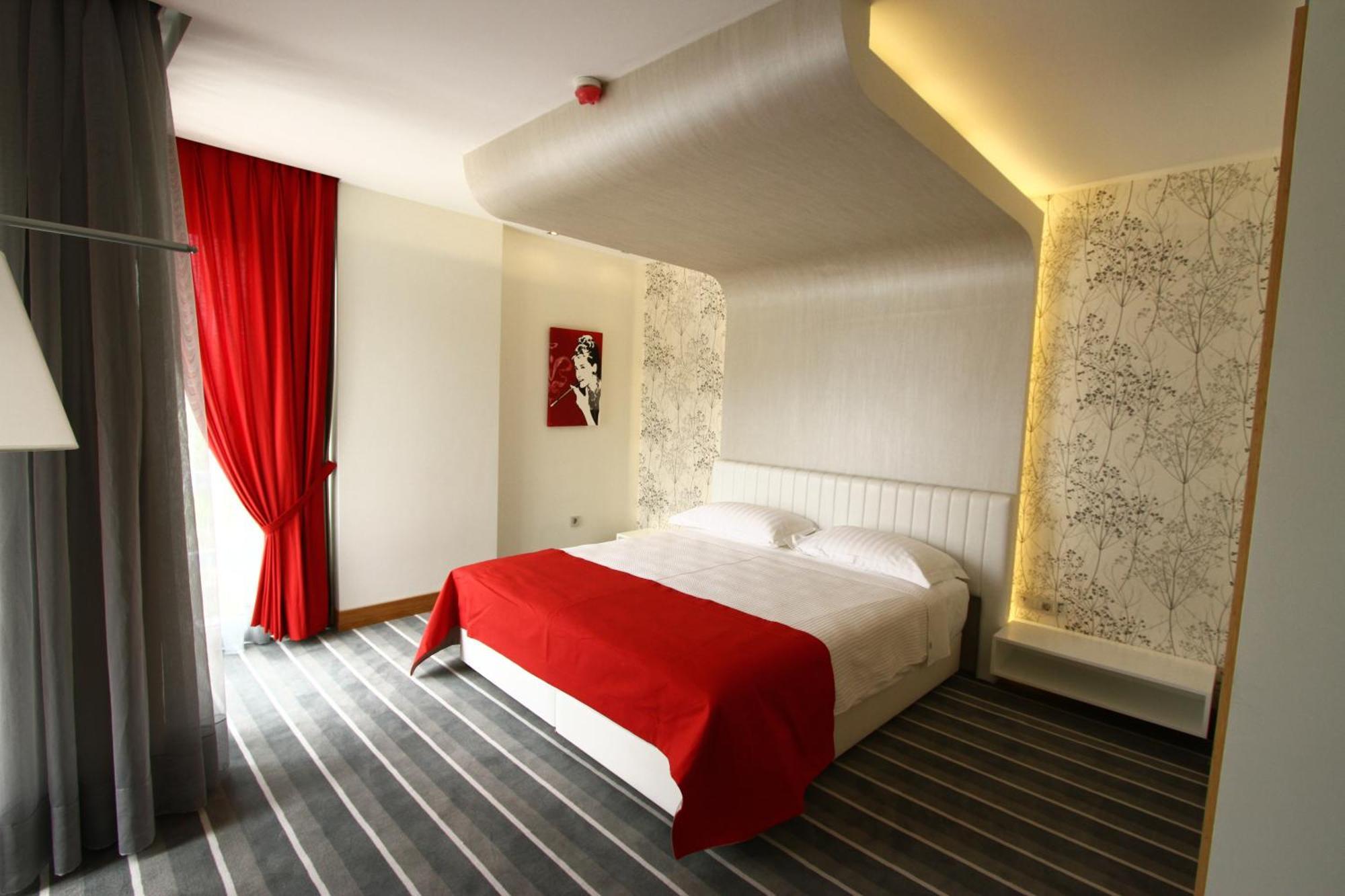 Hotel Atik Unye