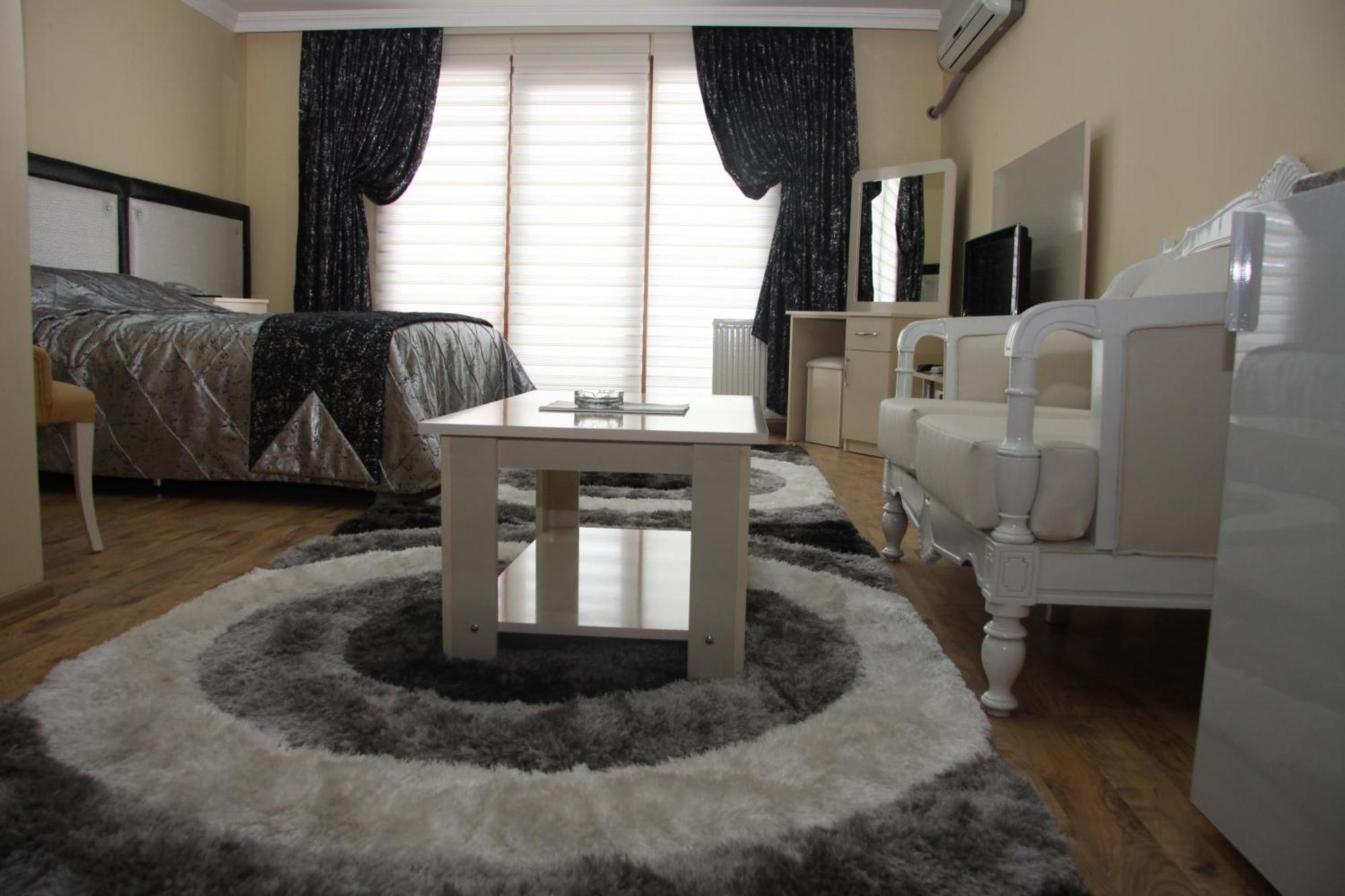Cmr Aydogan Hotel 2*