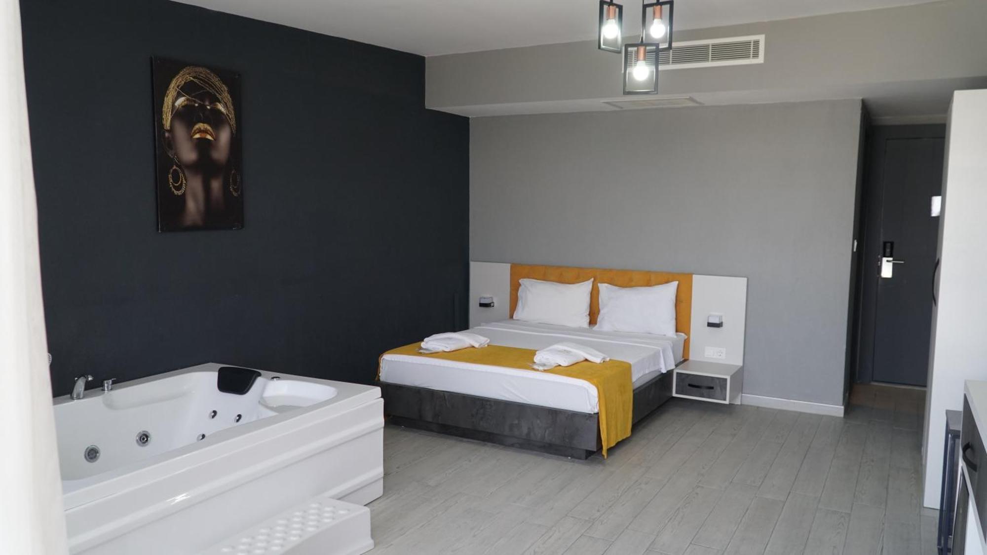 Lizbon Hotel Izmir