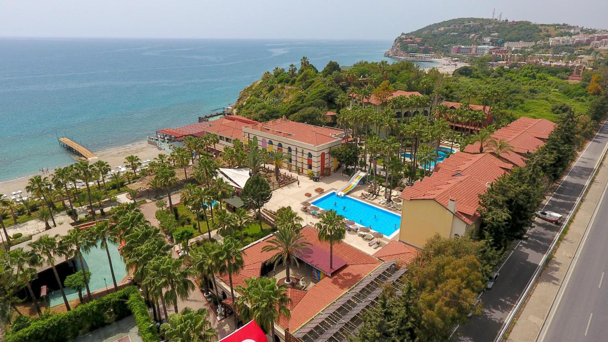 Club Tropical Hotel 4*
