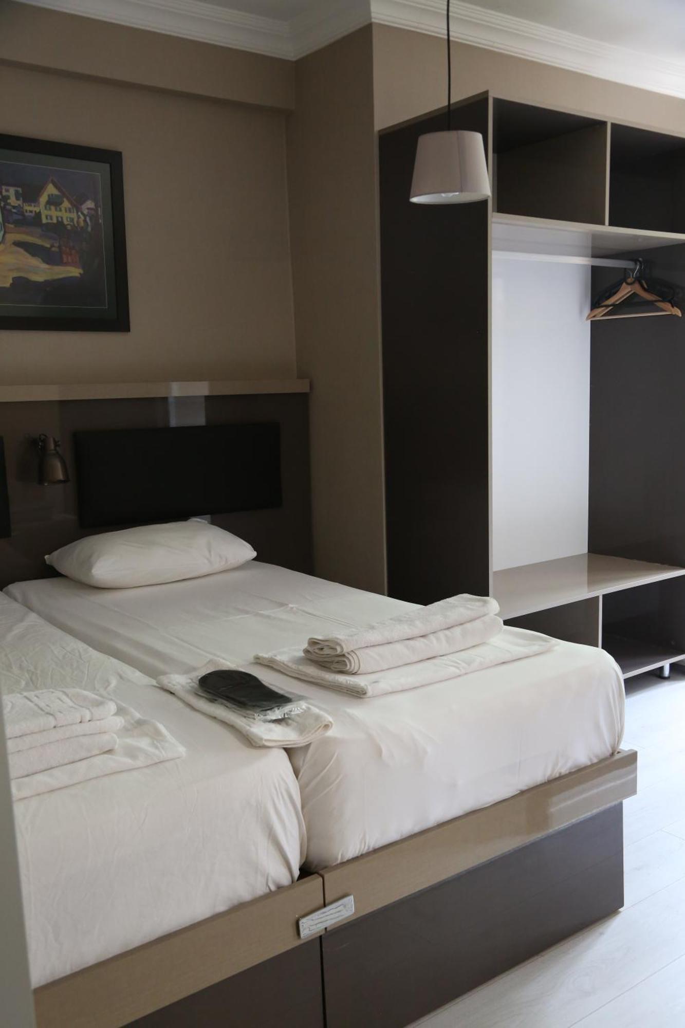 Maidos Aparthotel