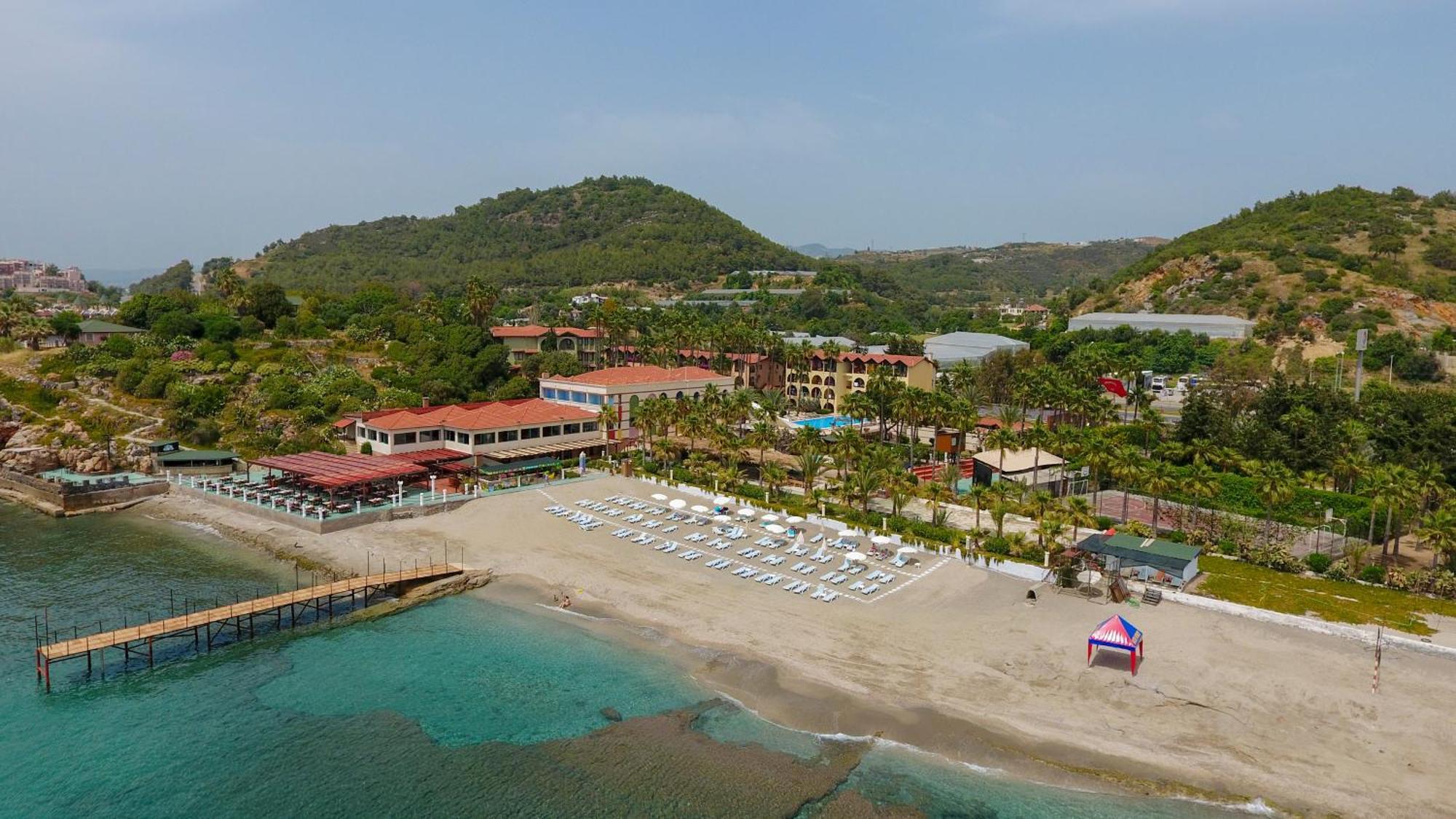 Club Tropical Hotel