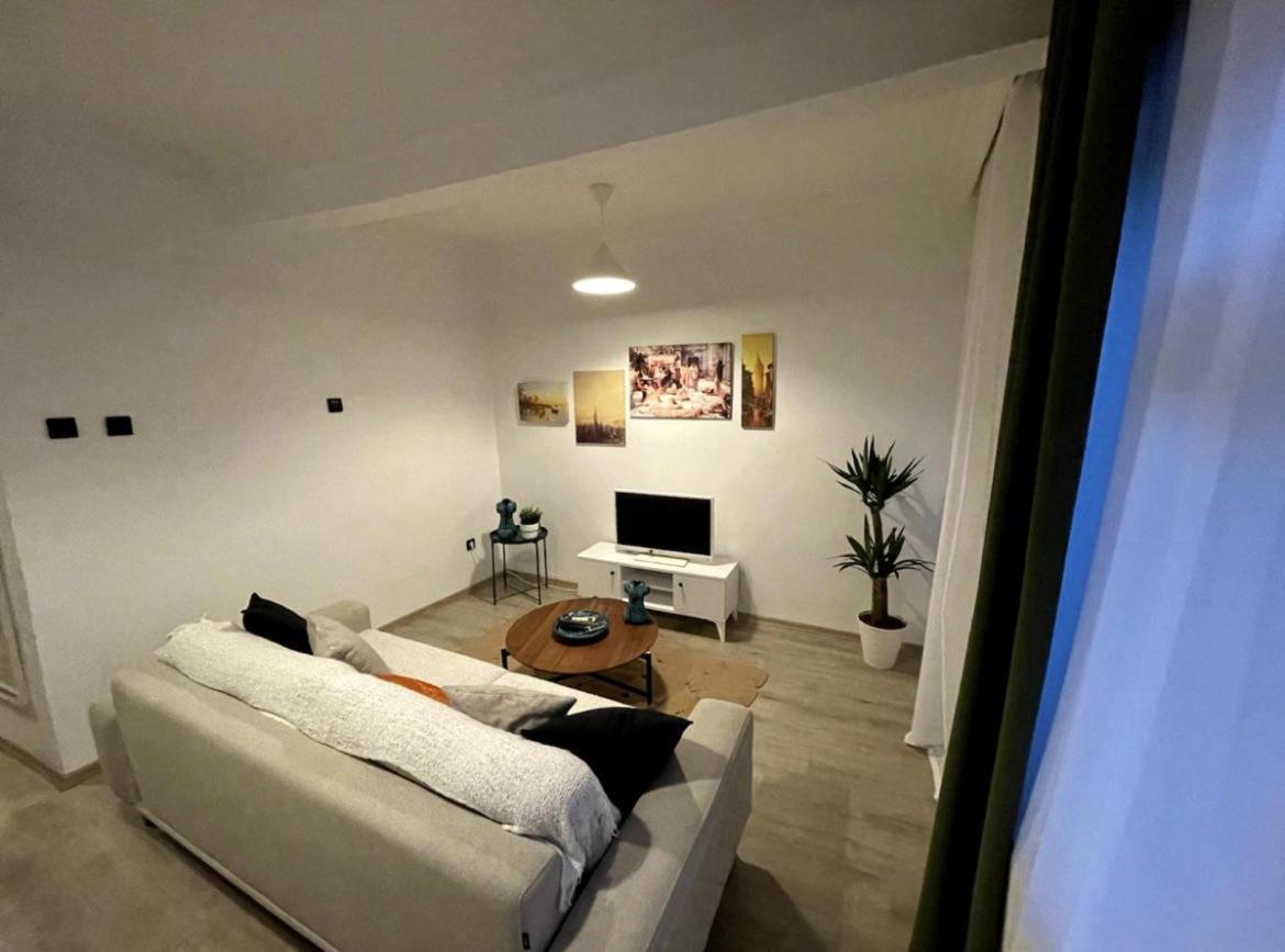 Antique Hotel 4*