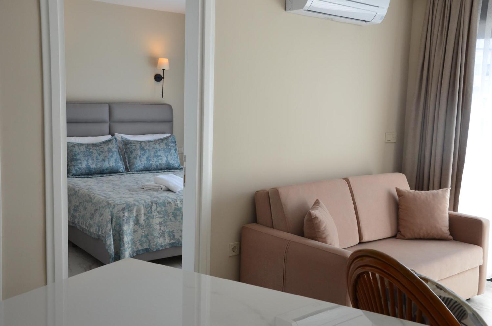 Aparthotel Rosy 3*