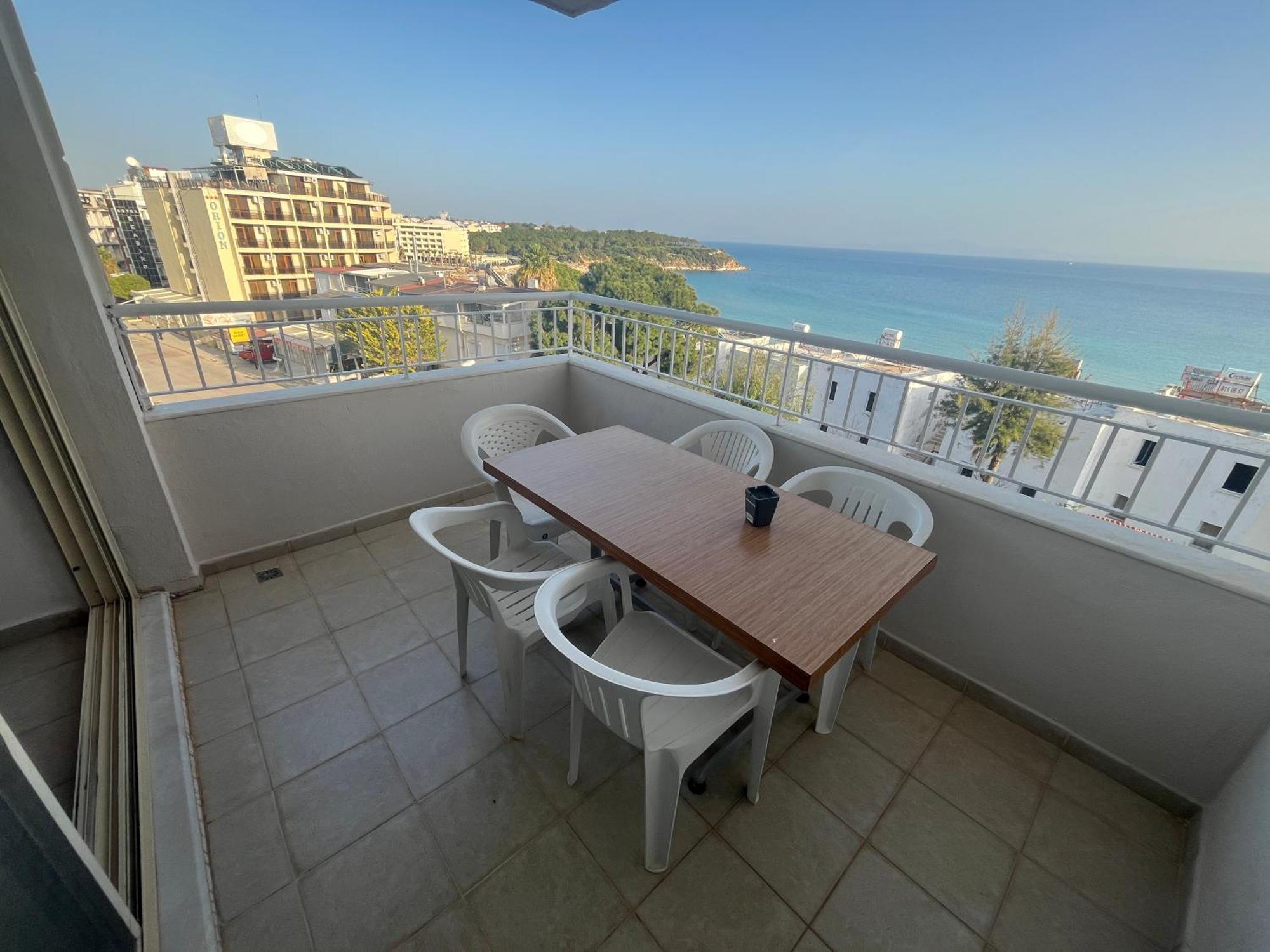 50 Meters To Beach, Sea View Aparthotel Didim